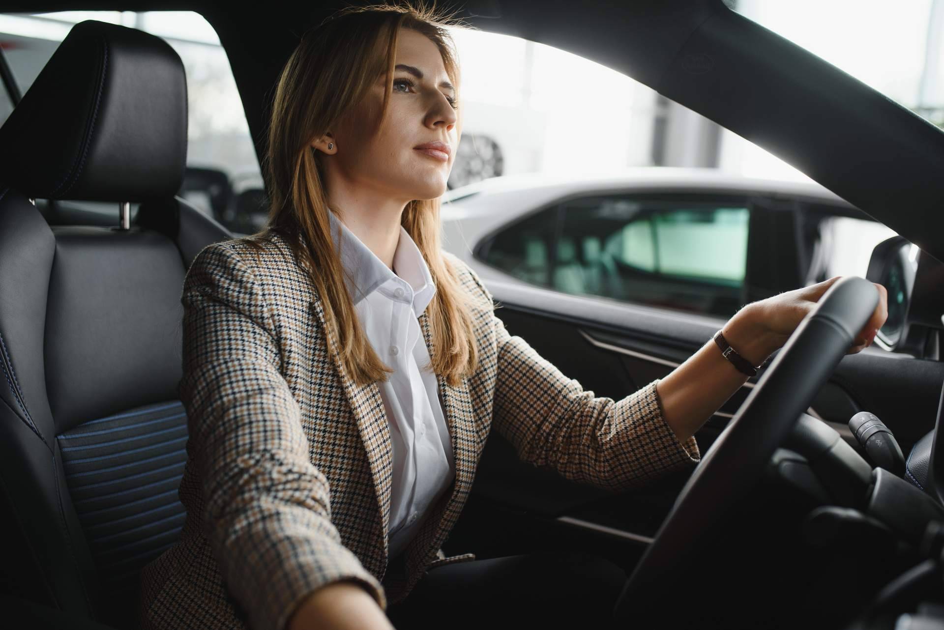 Verificar un coche de segunda mano antes de comprarlo, de la mano de expertos, es importante