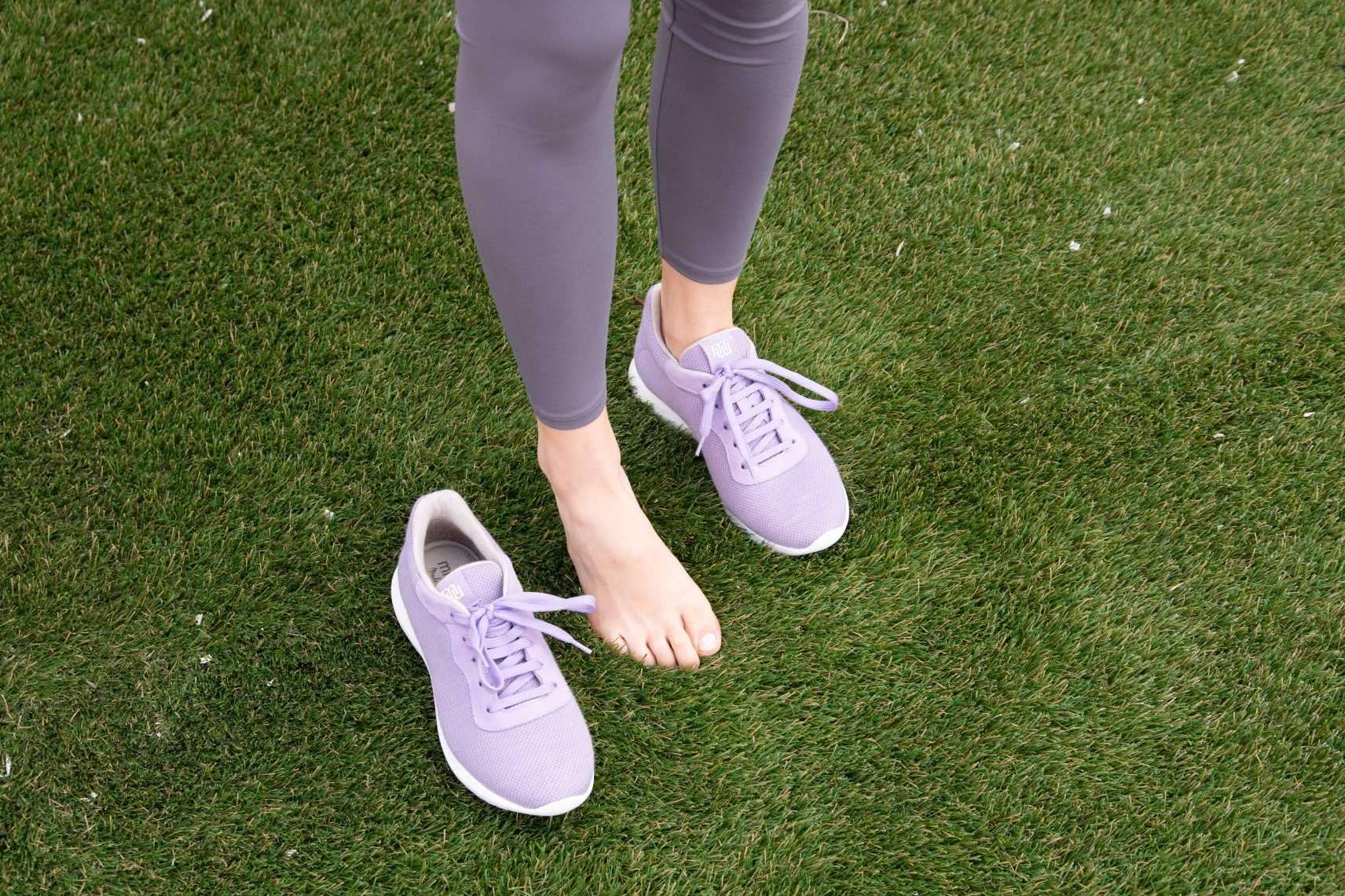 Las zapatillas de lana merino de miMaO que triunfan entre los amantes del yoga