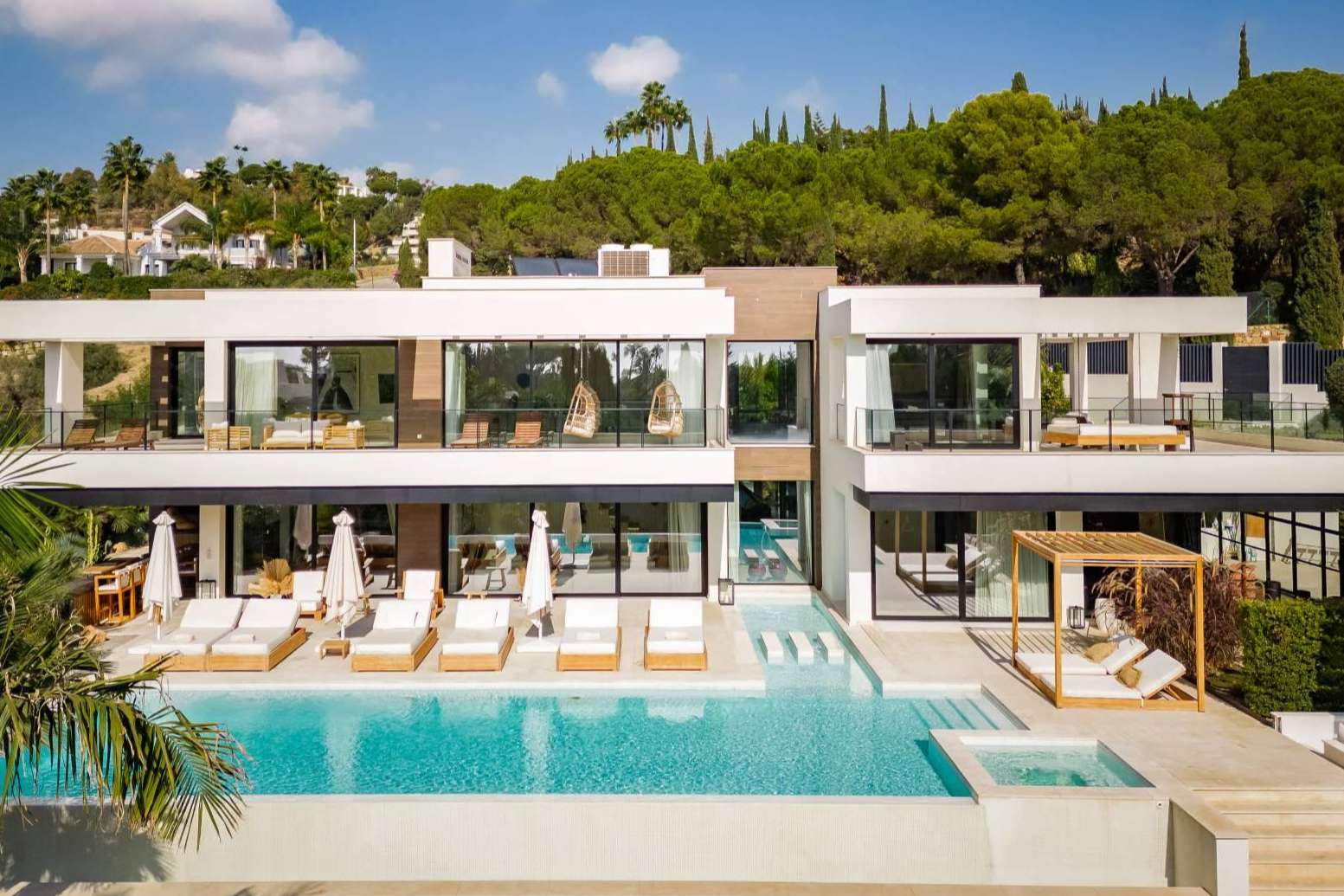 Amarante muestra las últimas tendencias en villas de lujo en el Mar Mediterráneo, el destino predilecto de las vacaciones de los futbolistas