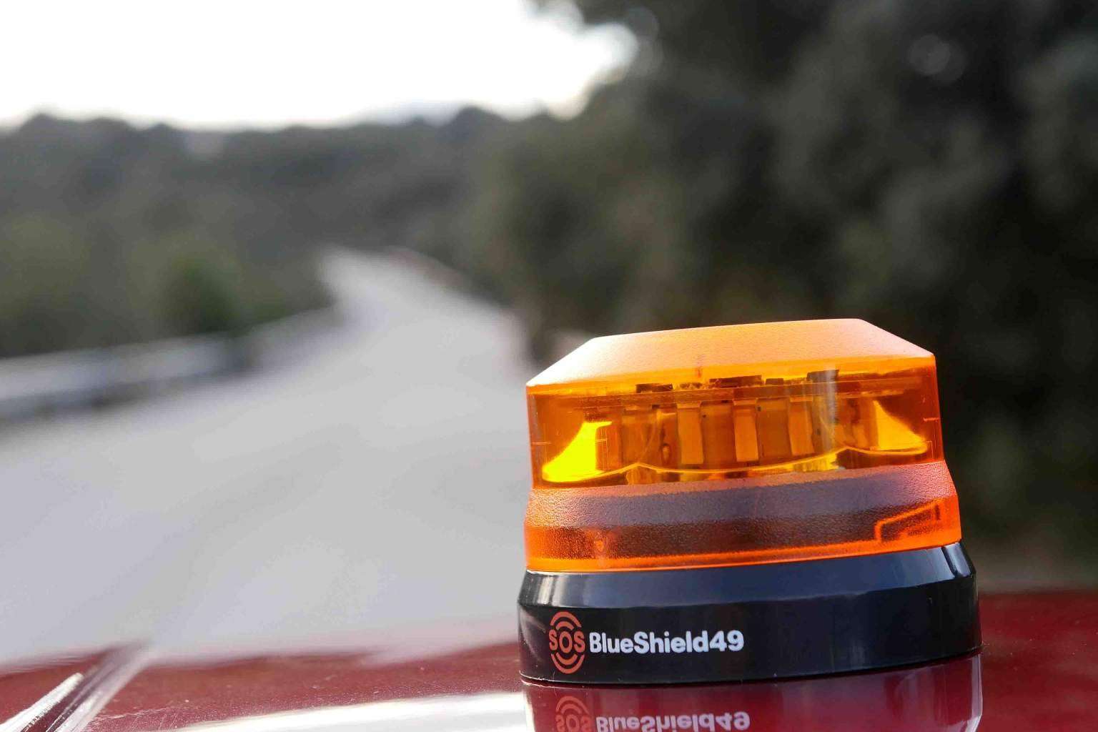 Una apuesta innovadora en balizas de emergencia, SOS BlueShield49