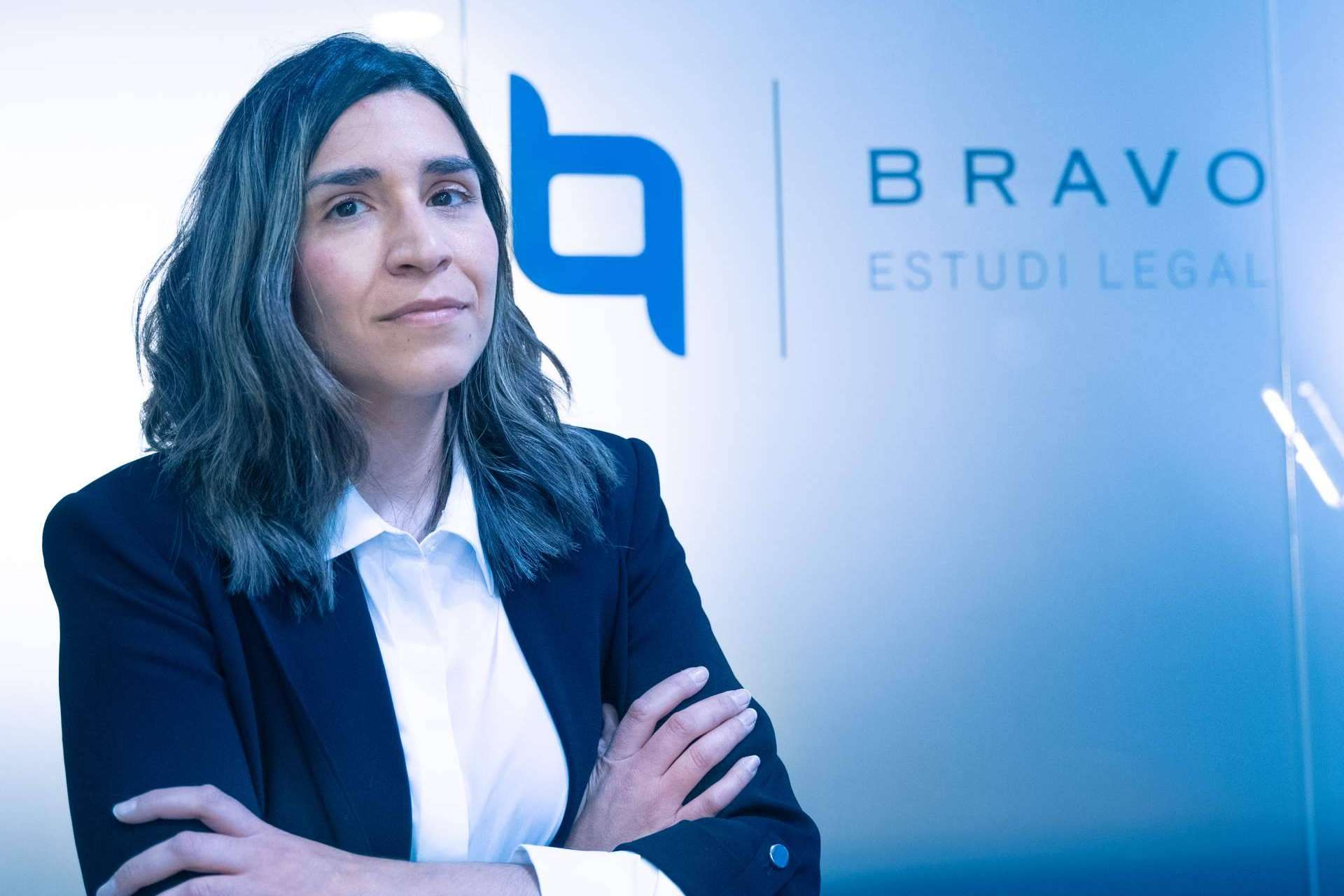 Érika Azadali Domínguez, de la firma Bravo Advocats, es abogada experta en derecho laboral