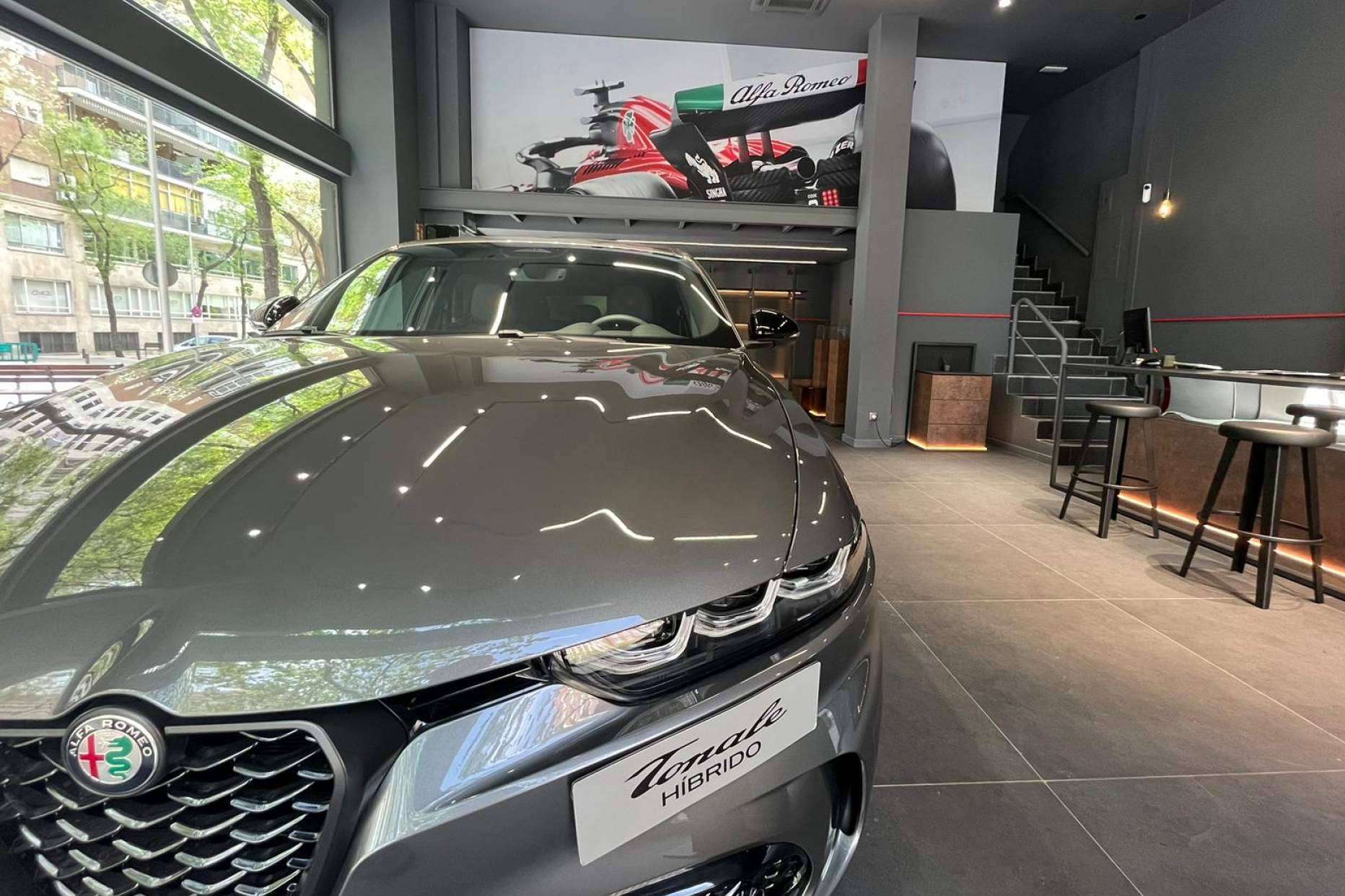 La nueva tienda Ascauto ha hecho realidad la vuelta de Alfa Romeo al centro de Madrid