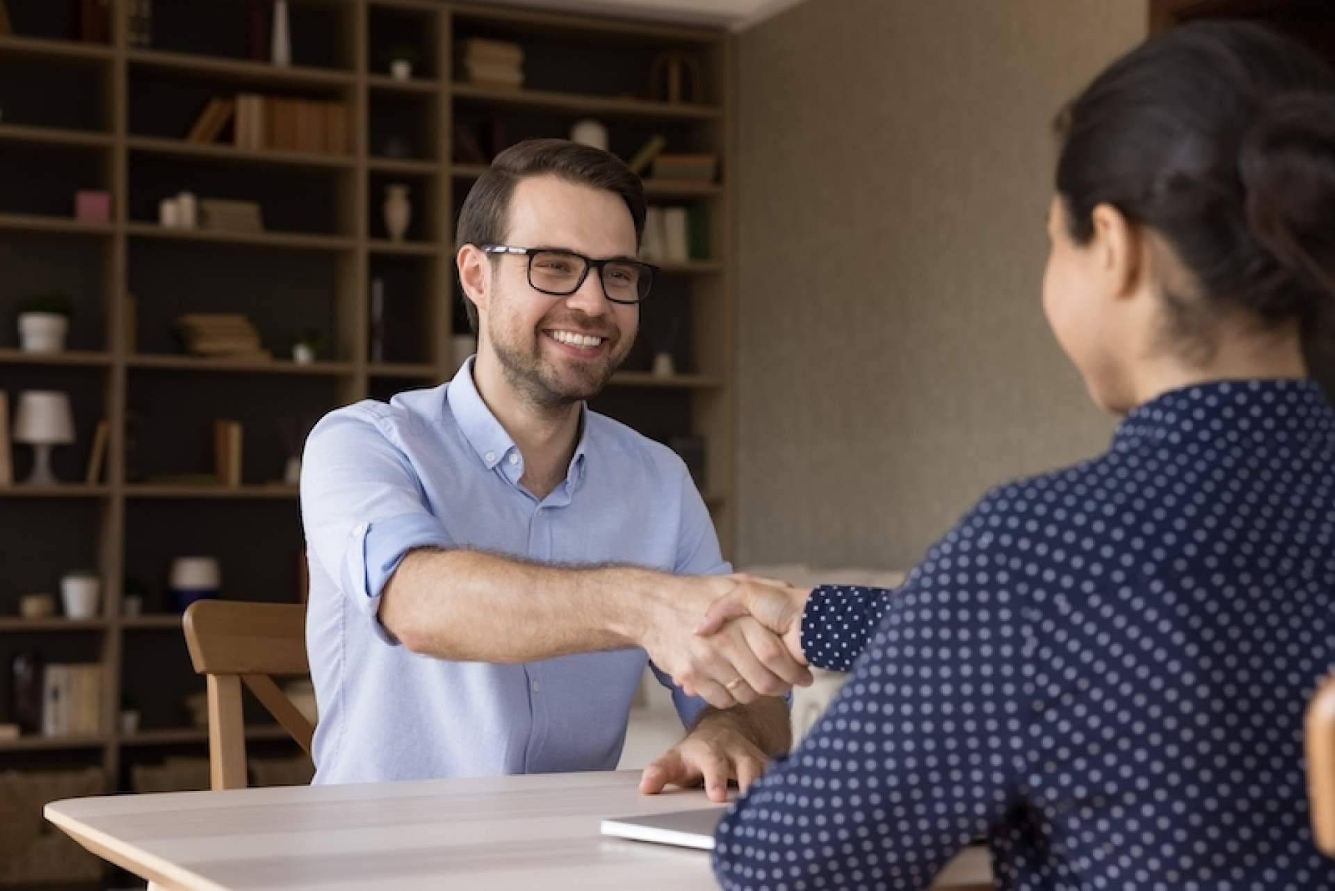 Las estrategias para evitar la brecha digital y de género en empresas, de la mano de Bhybrid