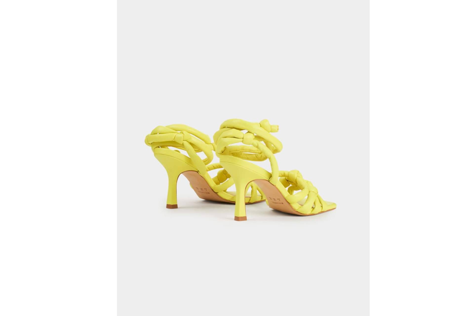OMAIS y sus modelos de sandalias para el verano