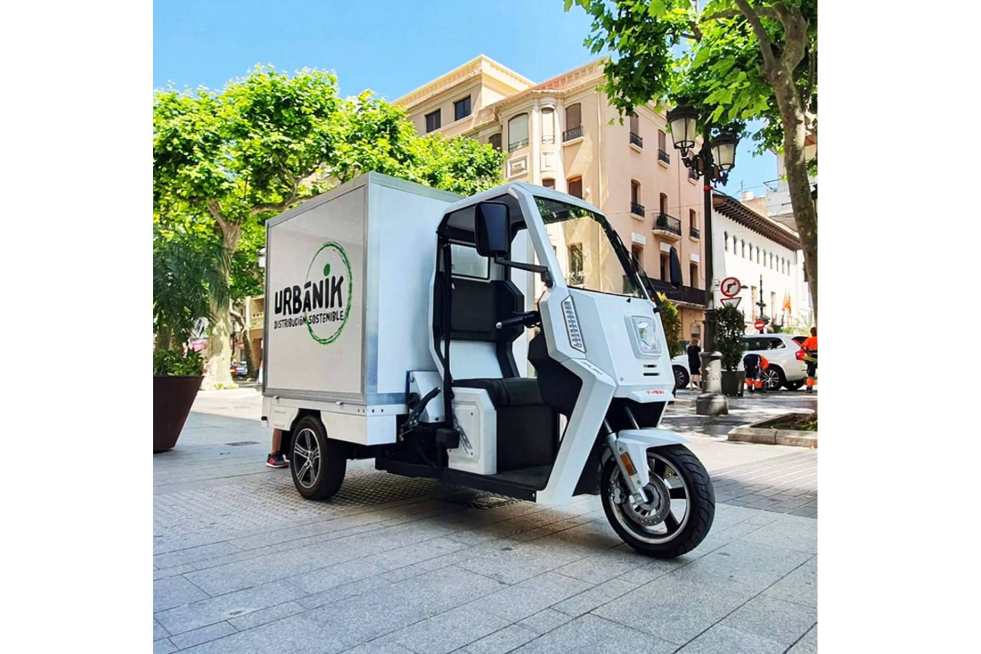 Los motocarros eléctricos Van Open 3000 y Van Box 3000; la nueva tendencia sostenible en el transporte empresarial