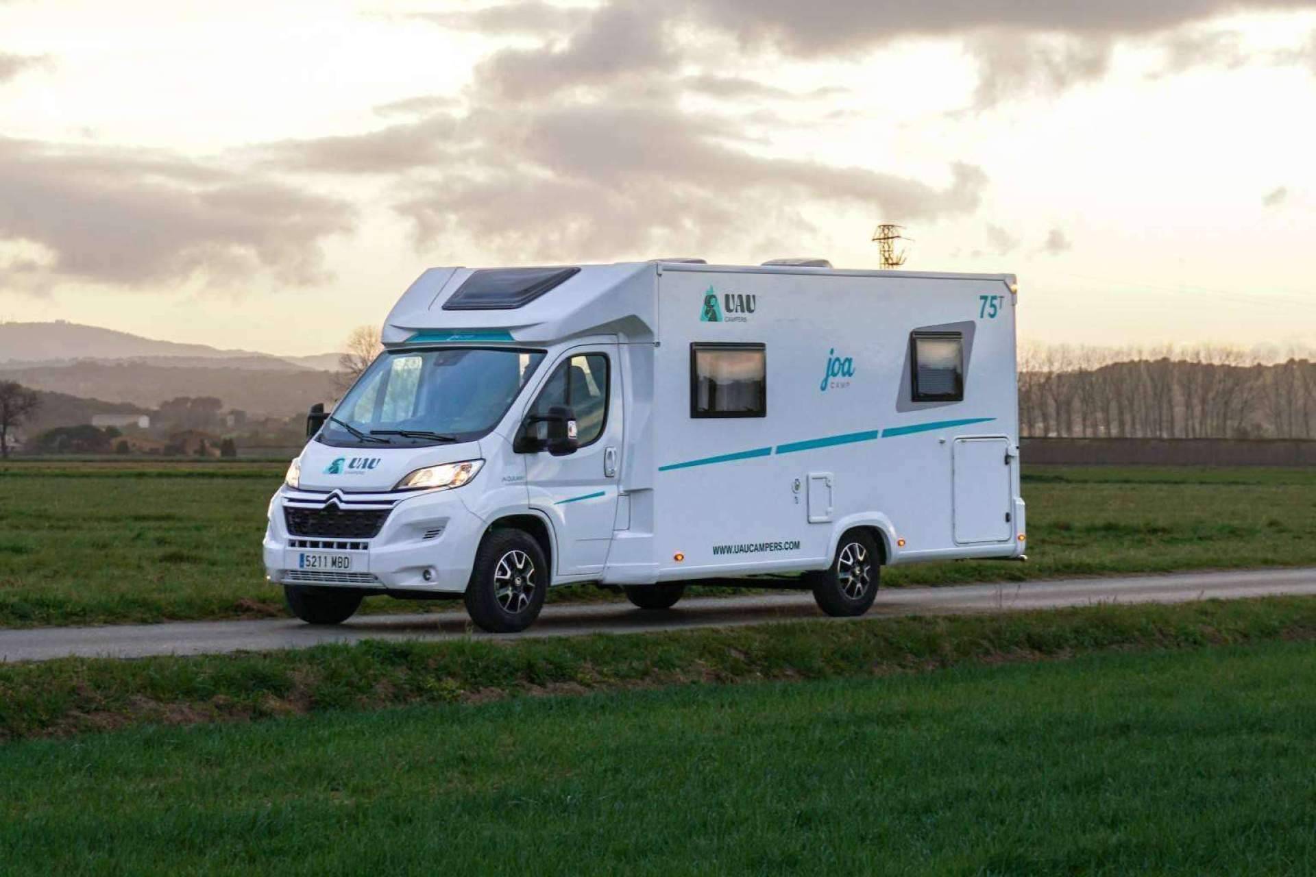 UAU Campers explica las ventajas de coger una autocaravana para estas vacaciones de verano