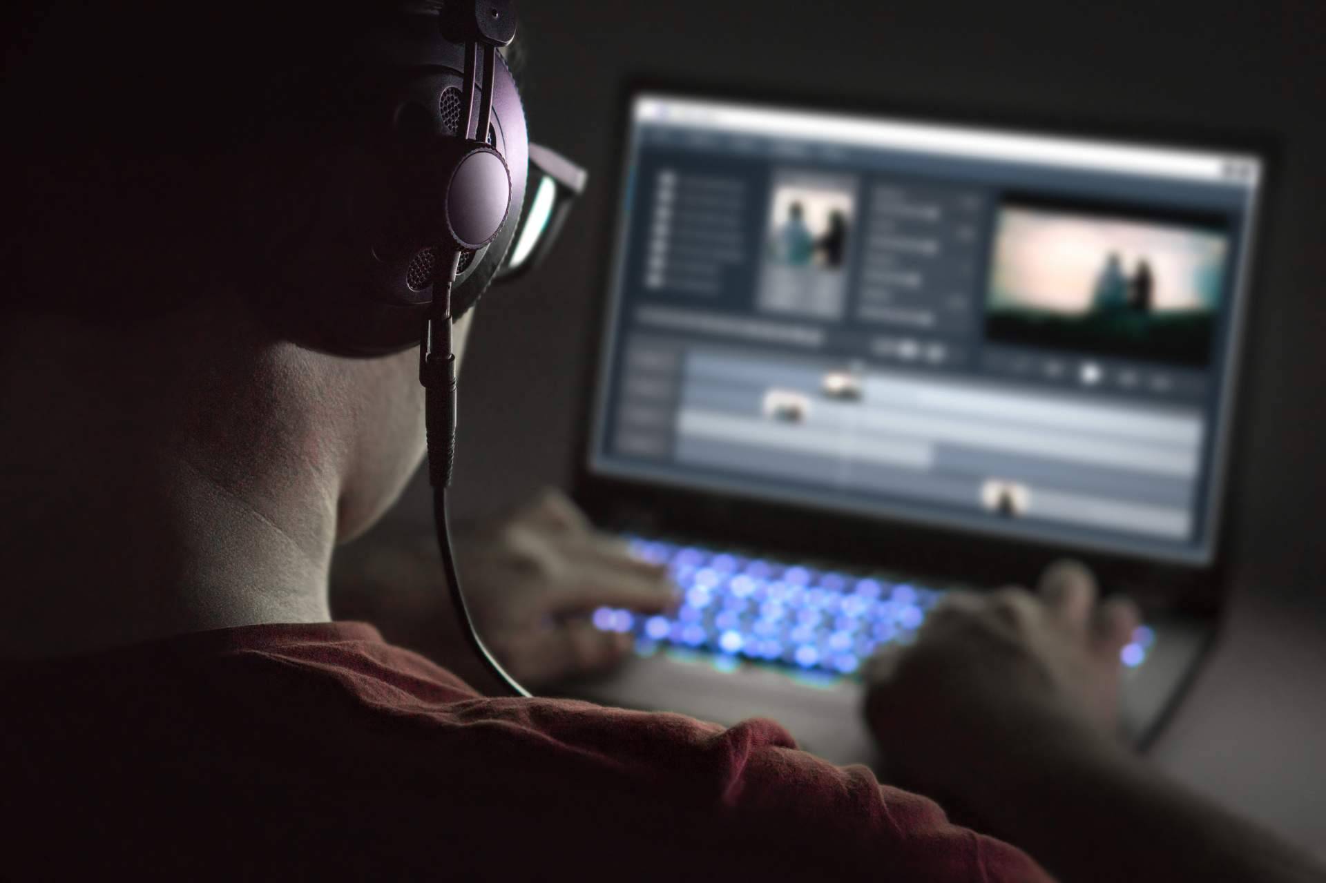 Contar con buenos editores de vídeo para YouTube es una de las claves para triunfar en esta plataforma