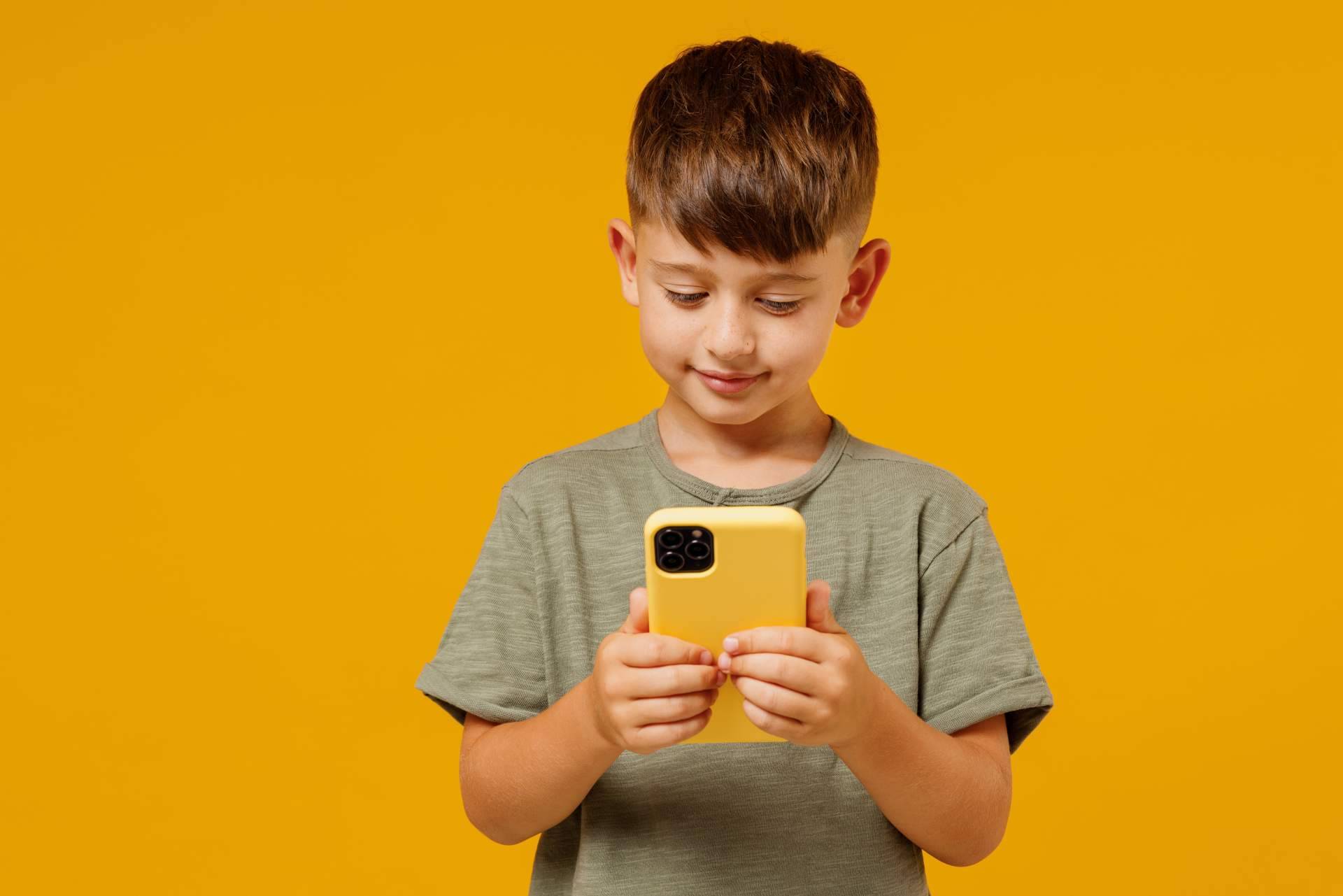 ¿Qué considerar al seleccionar una tarifa de móvil para niños y adolescentes? Consejos de Suop