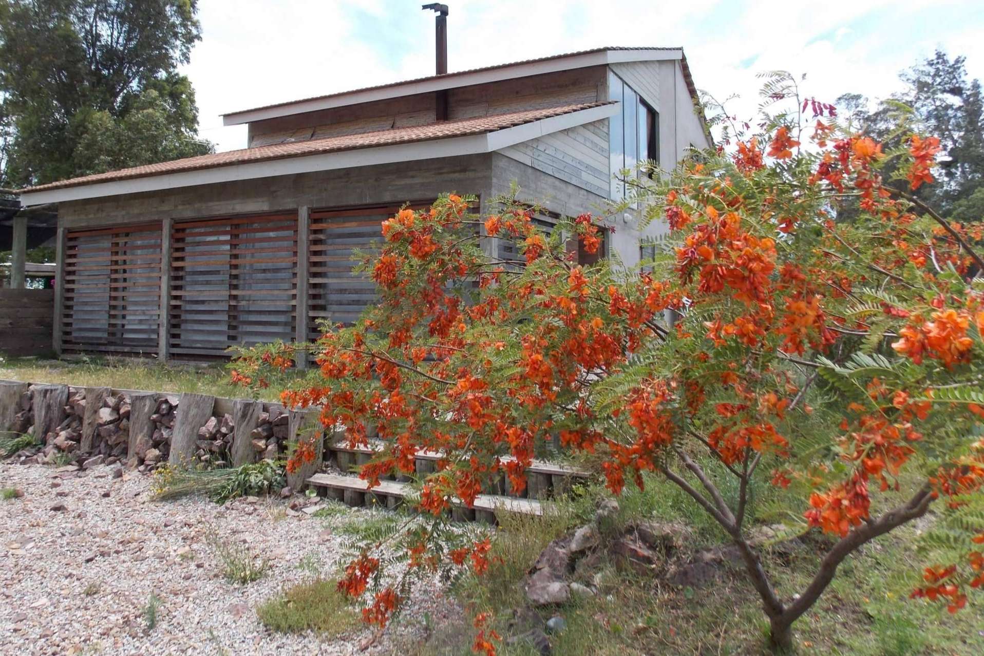 La compañía constructora en Punta del Este, Uruguay, llamada Estudio Pinares