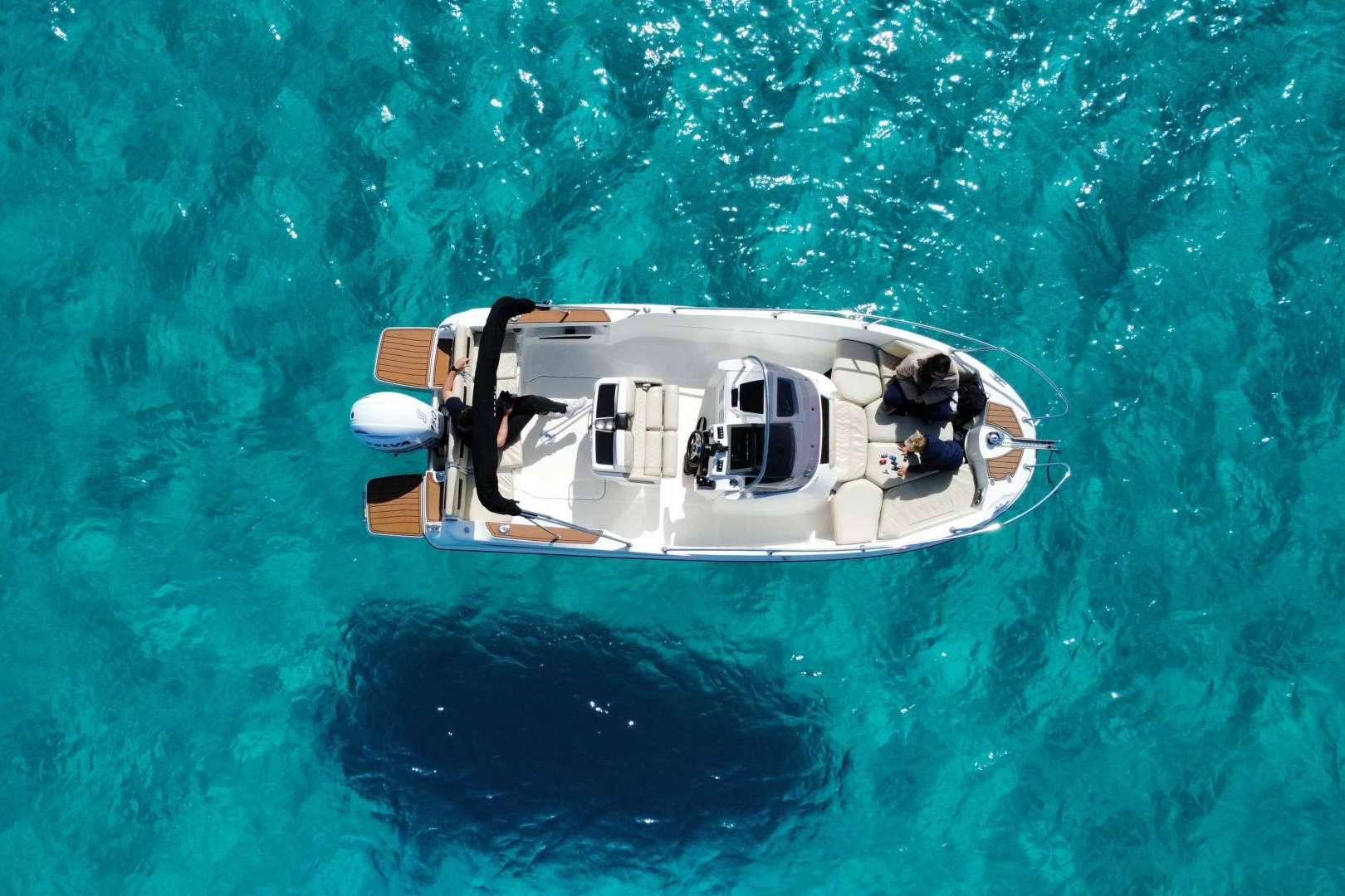 Nautic Charter Menorca, algunas de las mejores excursiones privadas en barco para descubrir Menorca