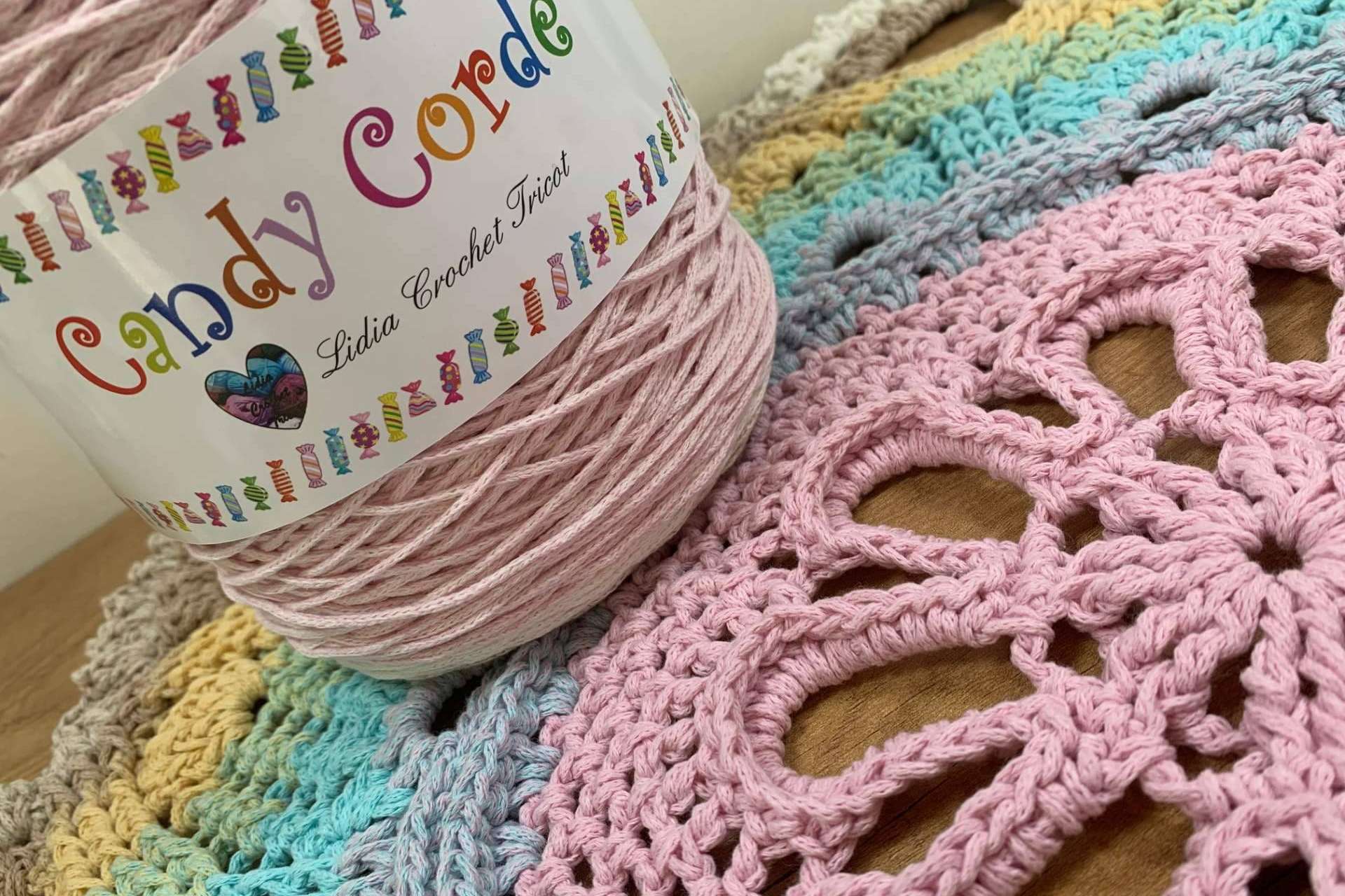 Lidia Crochet Tricot y sus hilos naturales, una nueva manera de tejer y cuidar del planeta