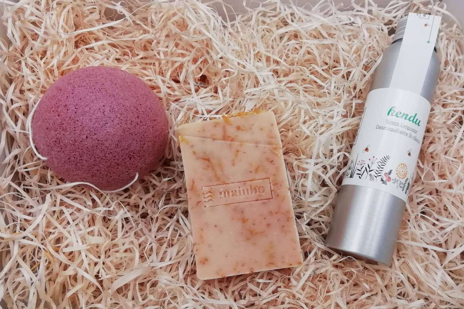 ¿Por qué lo venden como cosmética natural si sus envases son de plástico?