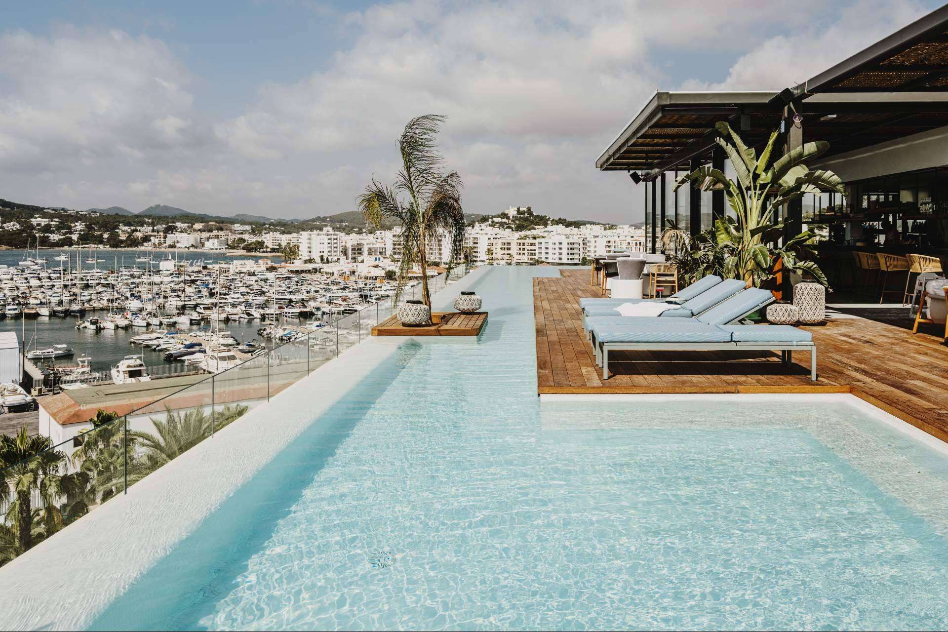 Hotel Aguas de Ibiza se posiciona como un reconocido luxury hotel Ibiza