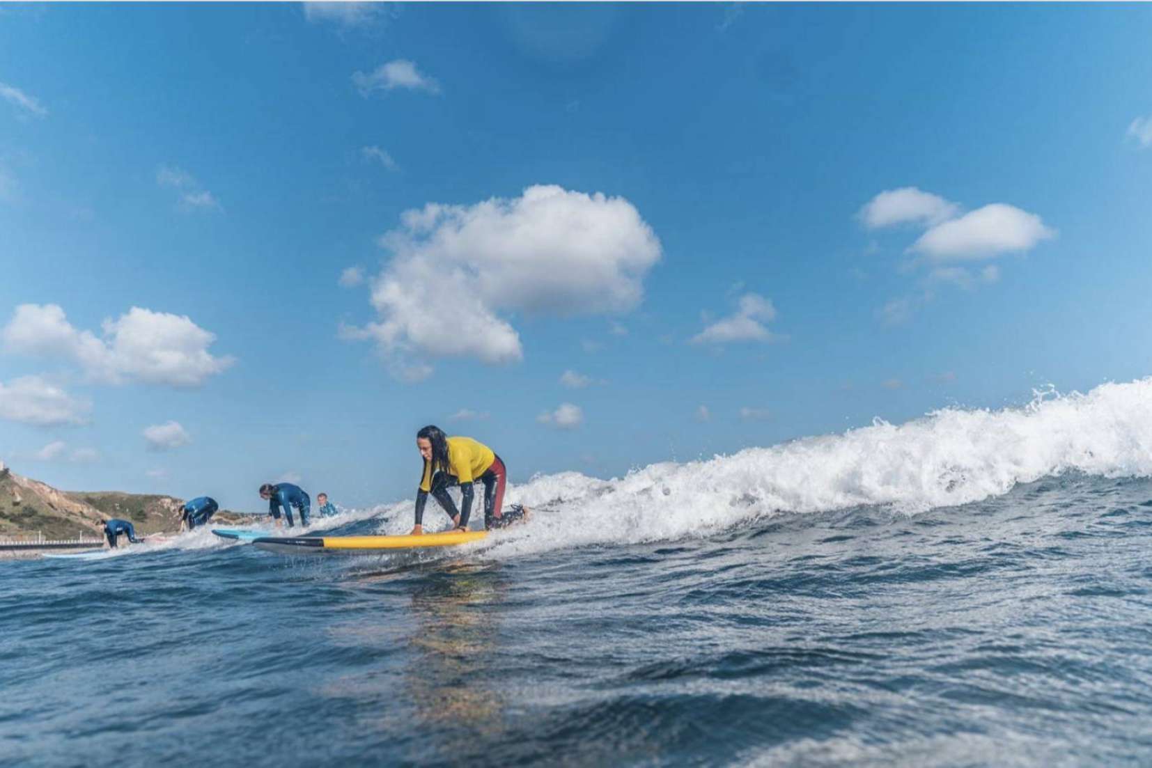 La temporada de Surf vuelve a Salinas Ciudad del Surf