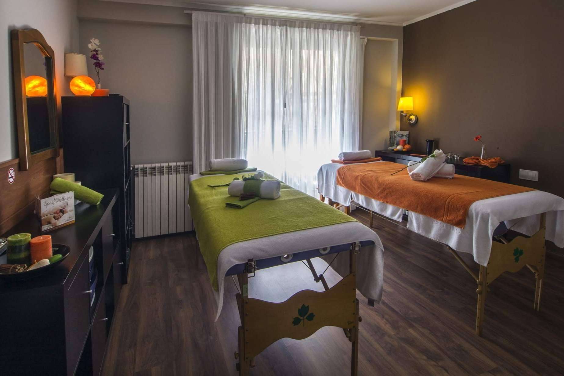 ¿Qué se ofrece durante la temporada de verano en el Hotel Spa Princesa Parc?
