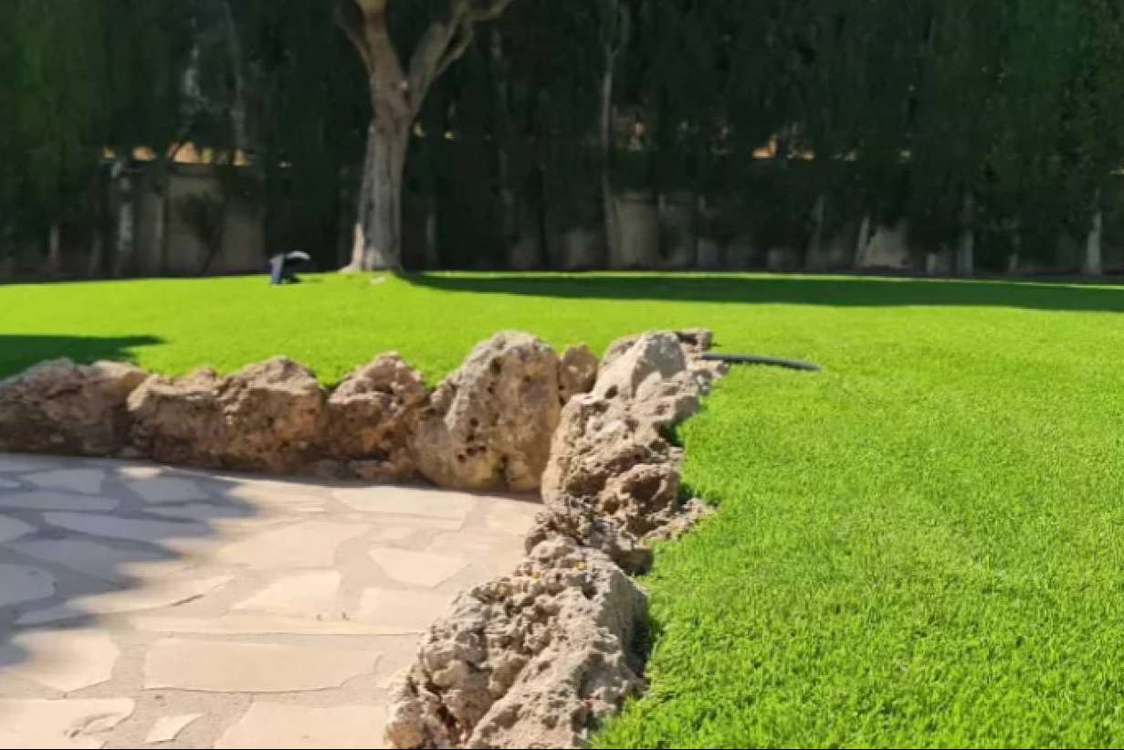 Mejorar el aspecto del jardín a la vez que se mejora el medioambiente, con Albergrass