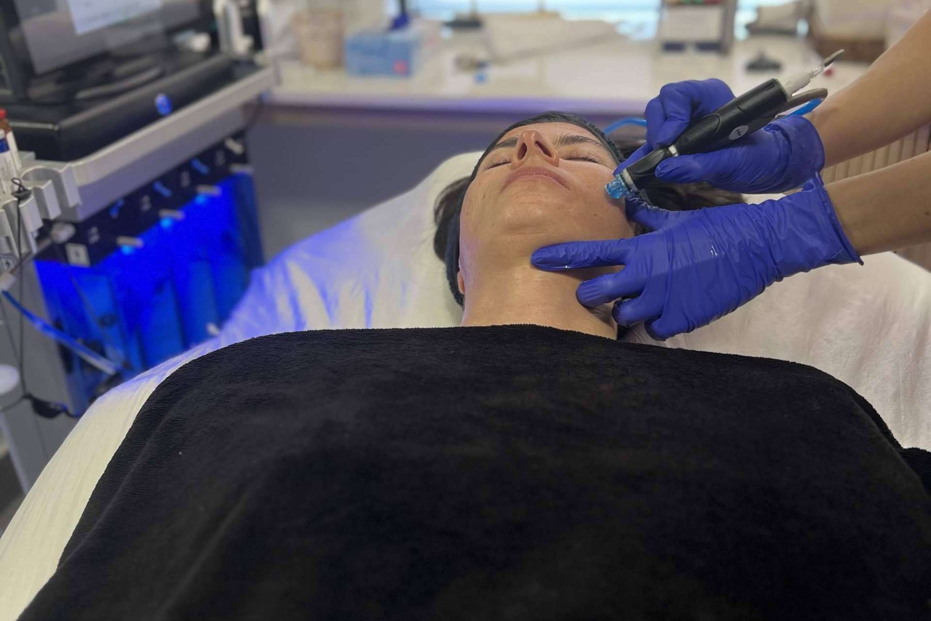 Hydrofacial, el tratamiento estrella que llega a Oviedo de la mano de la Clínica Sánchez del Río