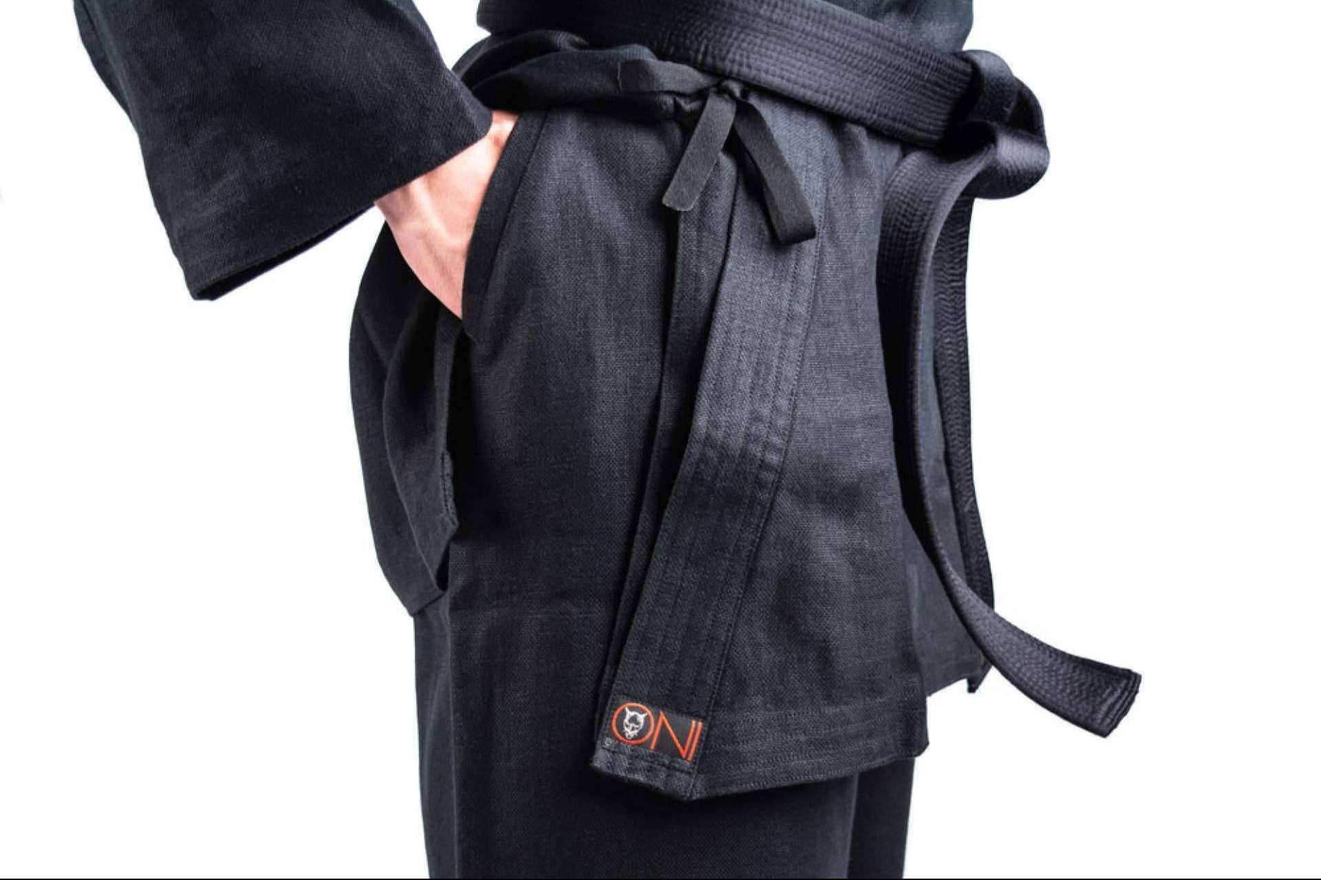 Los diferentes tipos de armas utilizadas en el arte marcial ninjutsu, disponibles en Katanamart