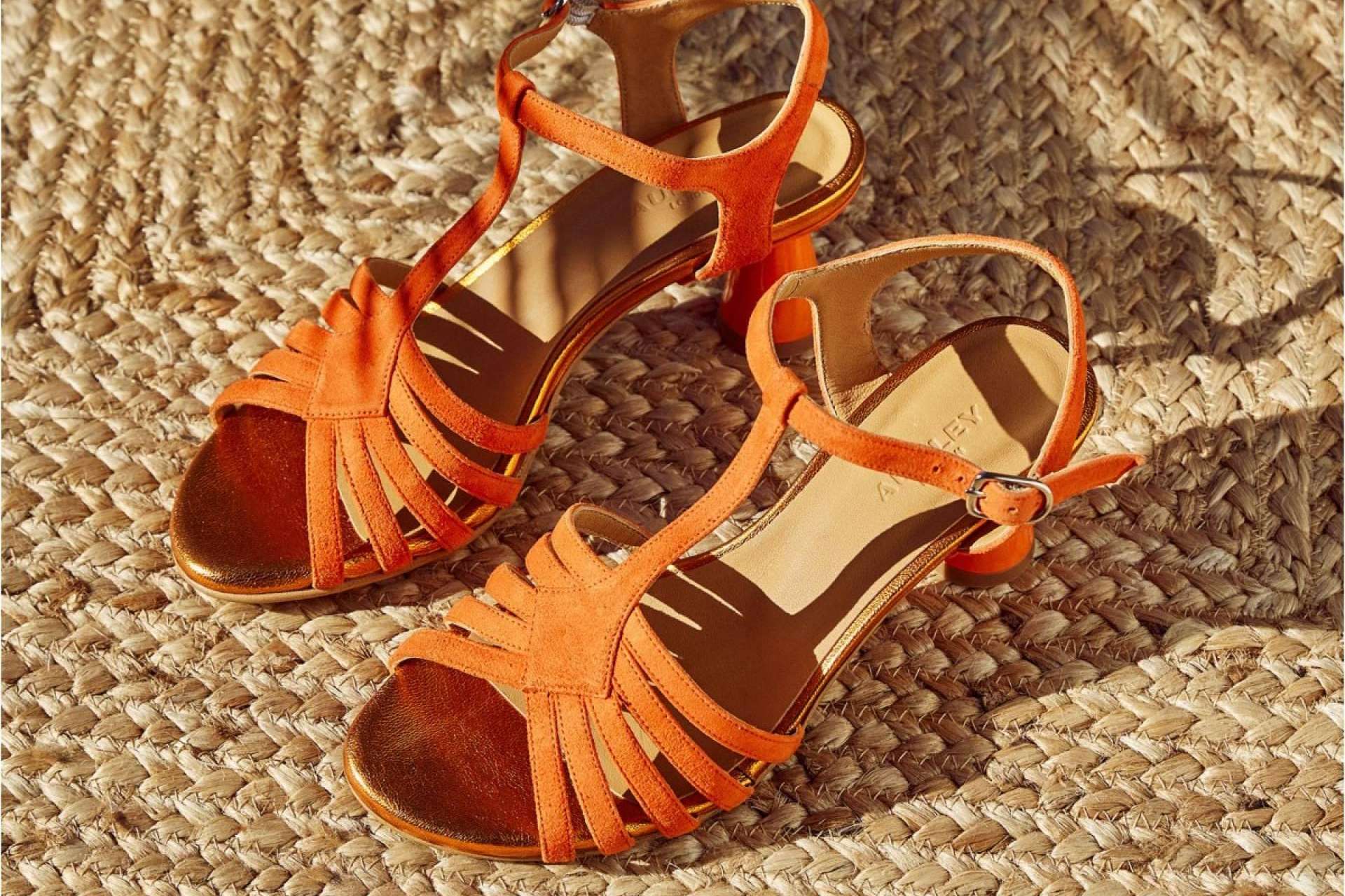 Sandalias planas para vivir el verano con estilo y comodidad