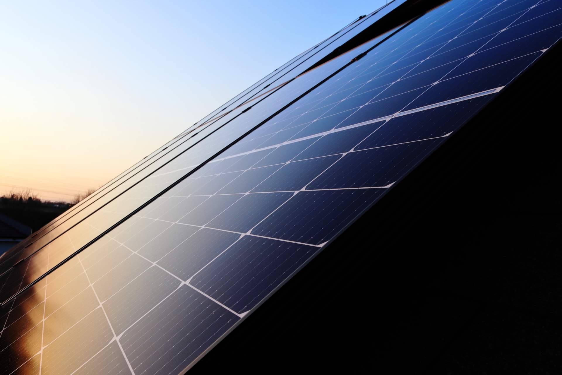 Silithium sobre los beneficios de instalar paneles fotovoltaicos