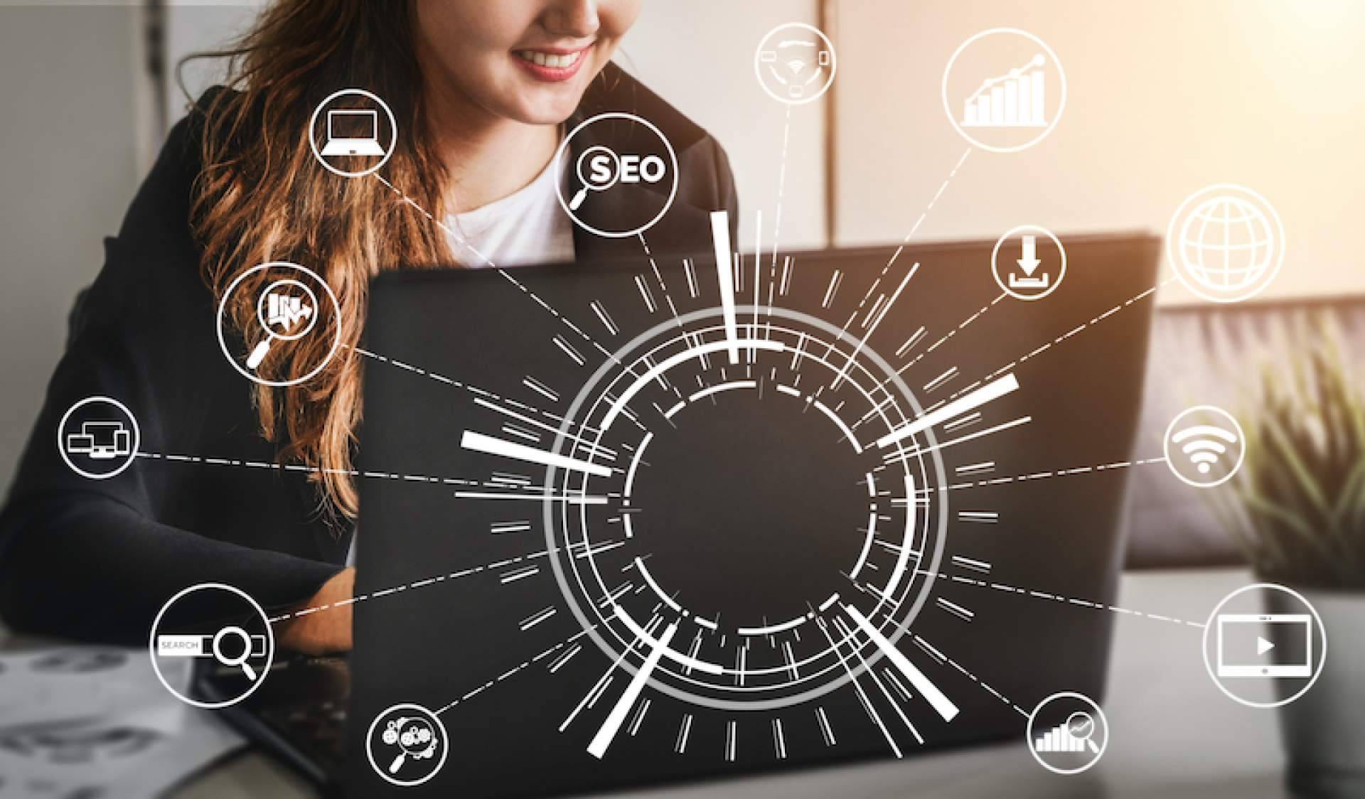 Anexeo, la agencia SEO Girona, explica las ventajas de sus servicios de marketing