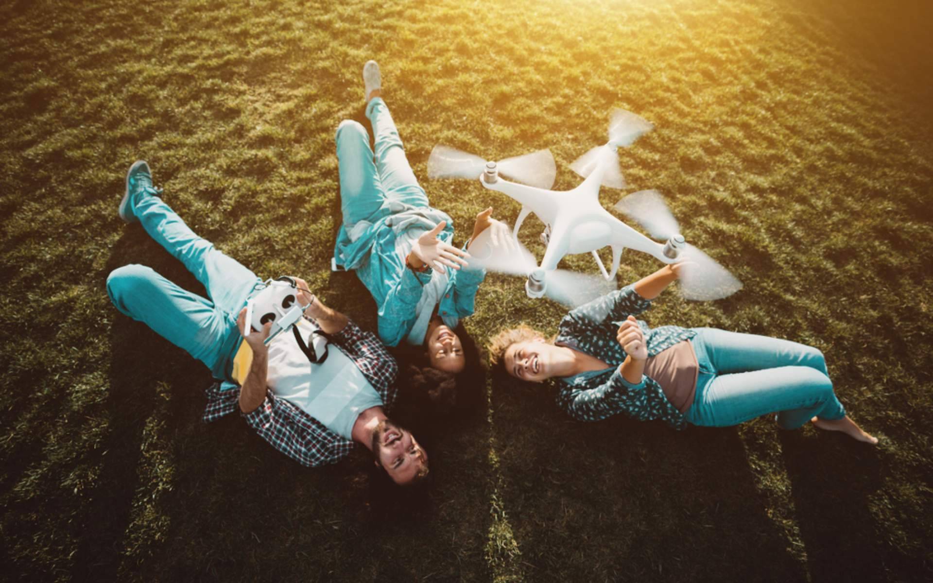 ¿Qué beneficios aportan los drones para niños?, de la mano de What The Quad
