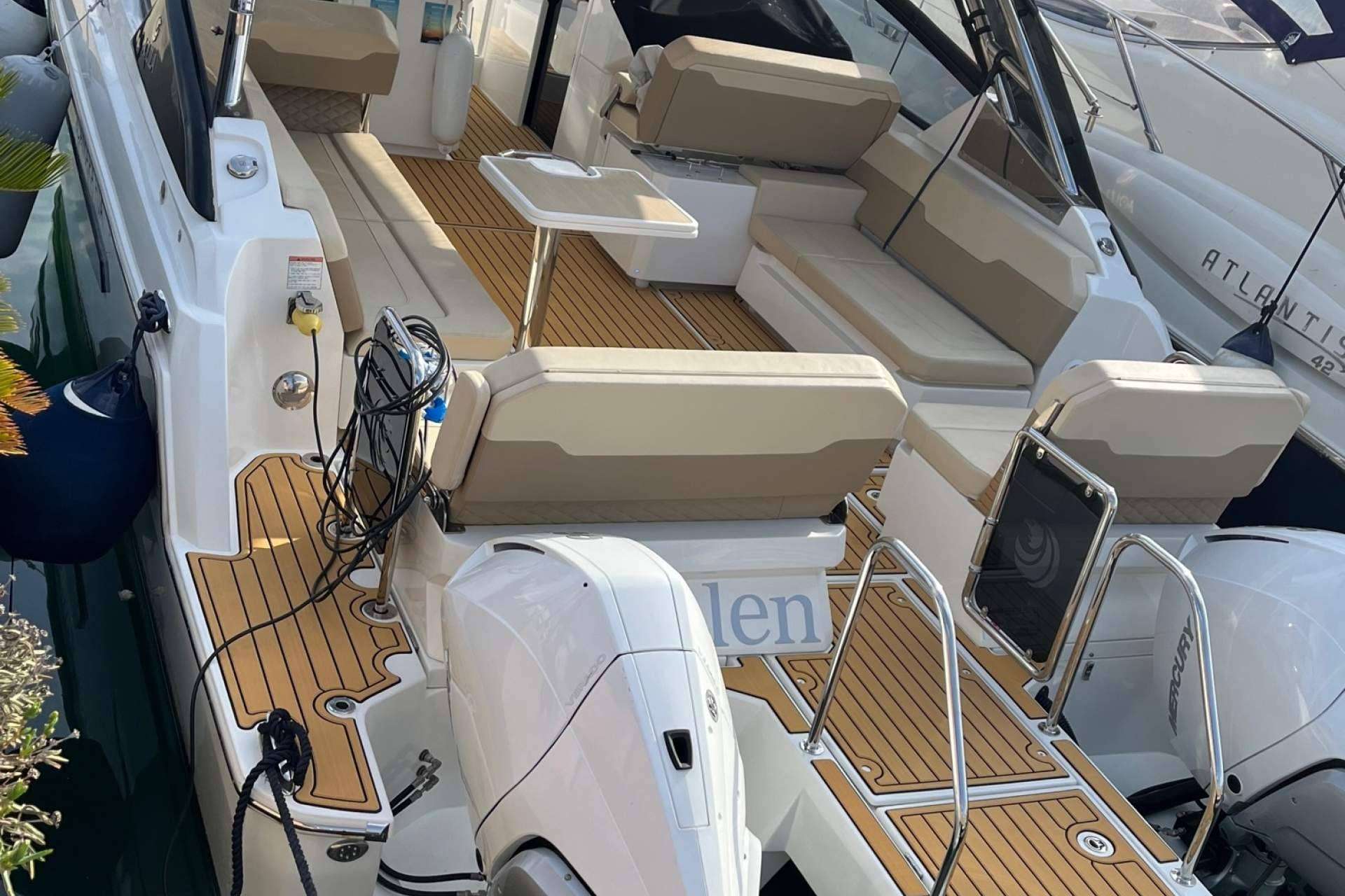 Teca sintética 4deck, de la mano de Nautic Services