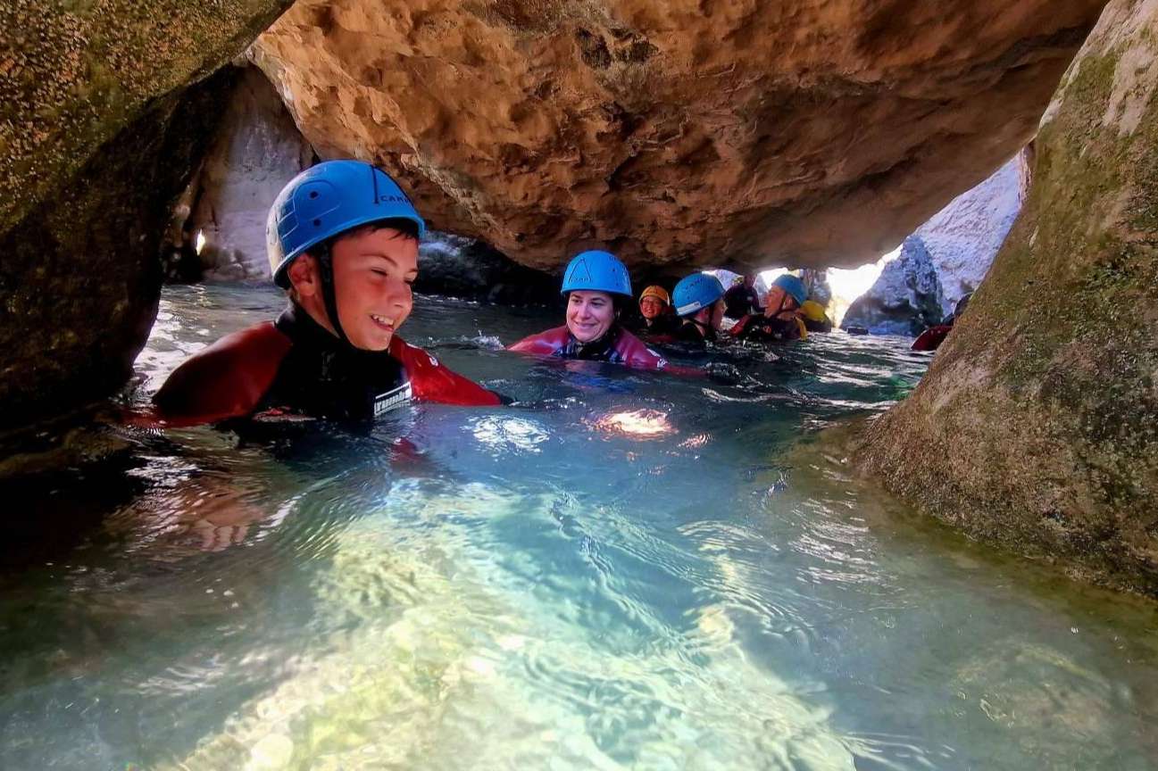 Vivir una gran experiencia de la mano de Canyoning Sierra de Guara