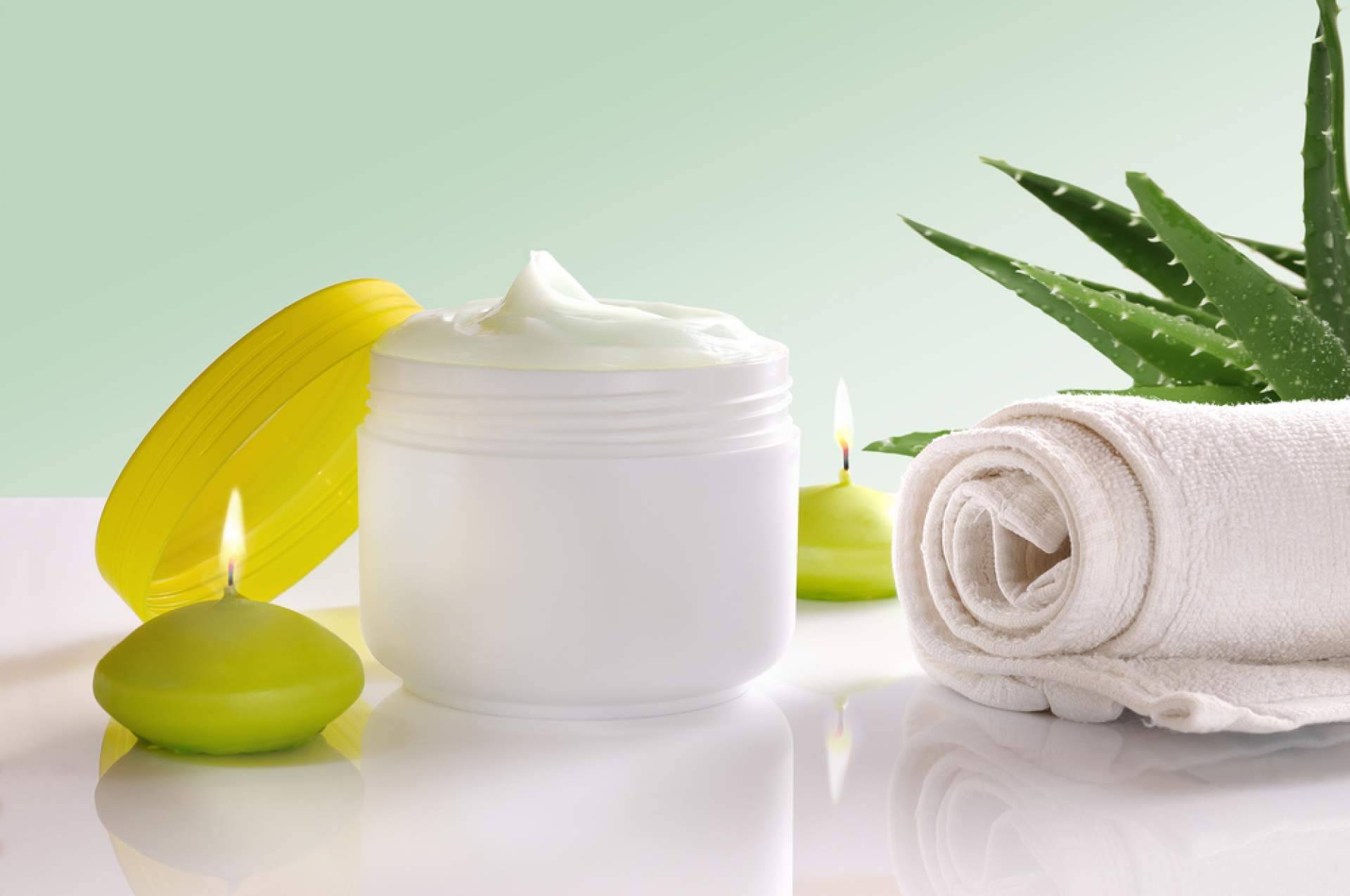 Máxima hidratación con la crema CERAVE disponible en Farmacia Laura Garín
