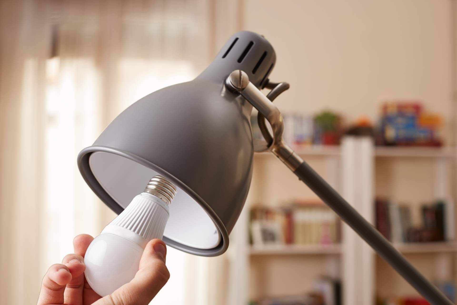 Las recomendaciones de Multienergía Verde para pagar menos en la factura de la luz este verano