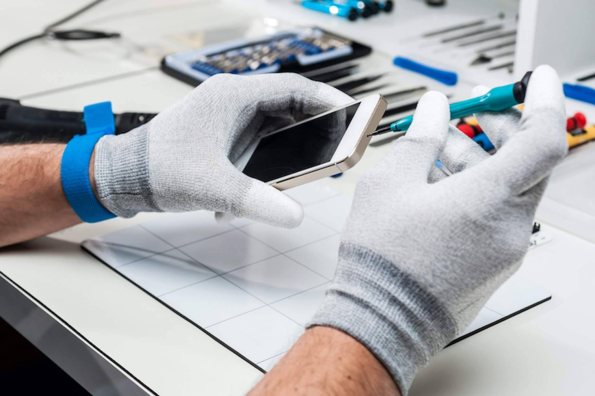 Reparaciones móviles Madrid con las ventajas que ofrece Mundo del Móvil