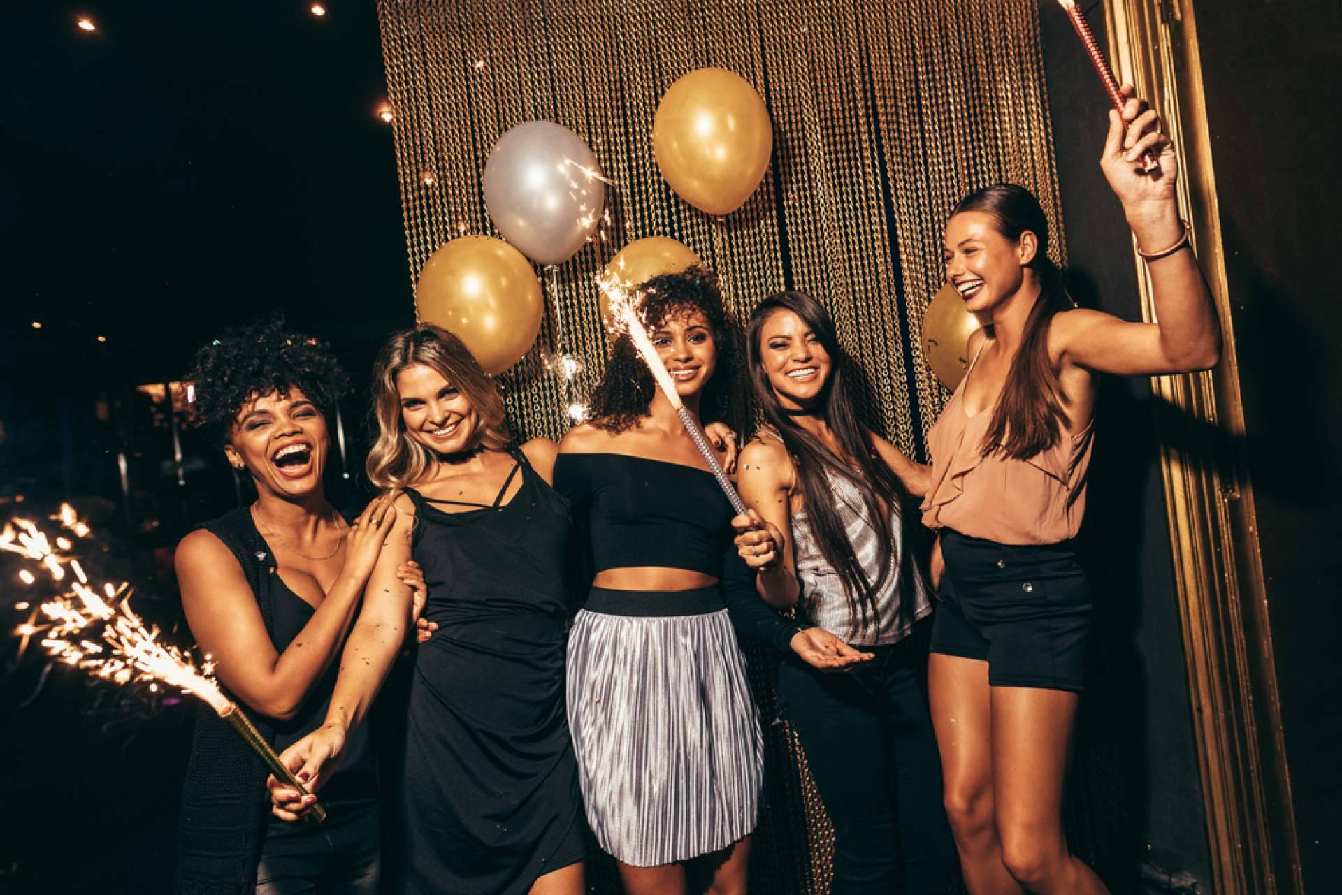 Letras gigantes de todo tipo para fiestas en Tu Fiesta Mola Mazo
