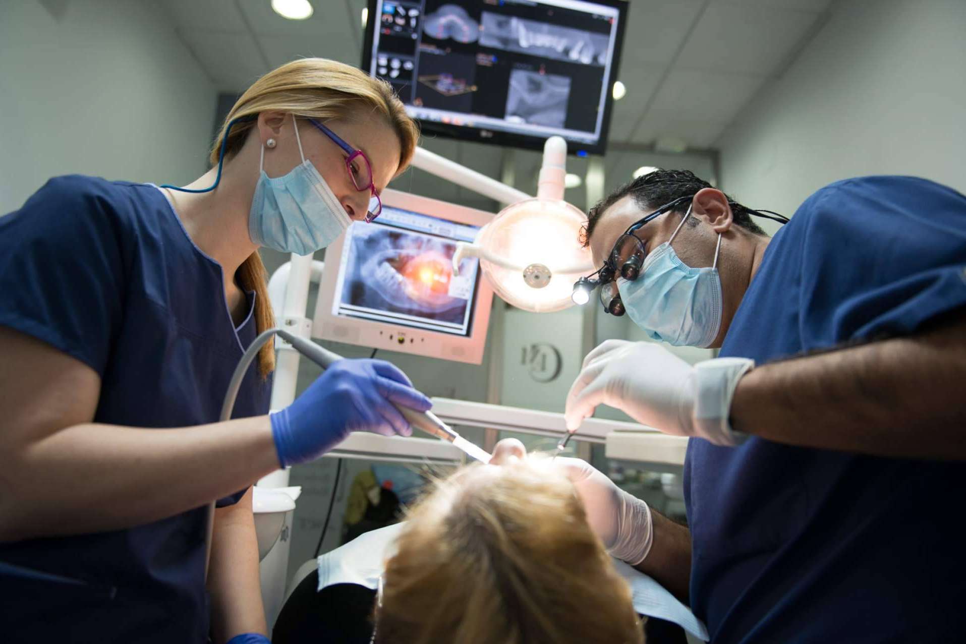La importancia de los implantes dentales en la salud bucal, por Dental Implantologie