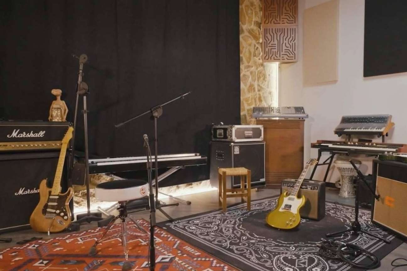 Estudio de grabación, producción, mezcla y mastering en Alicante, Órbita Sonora