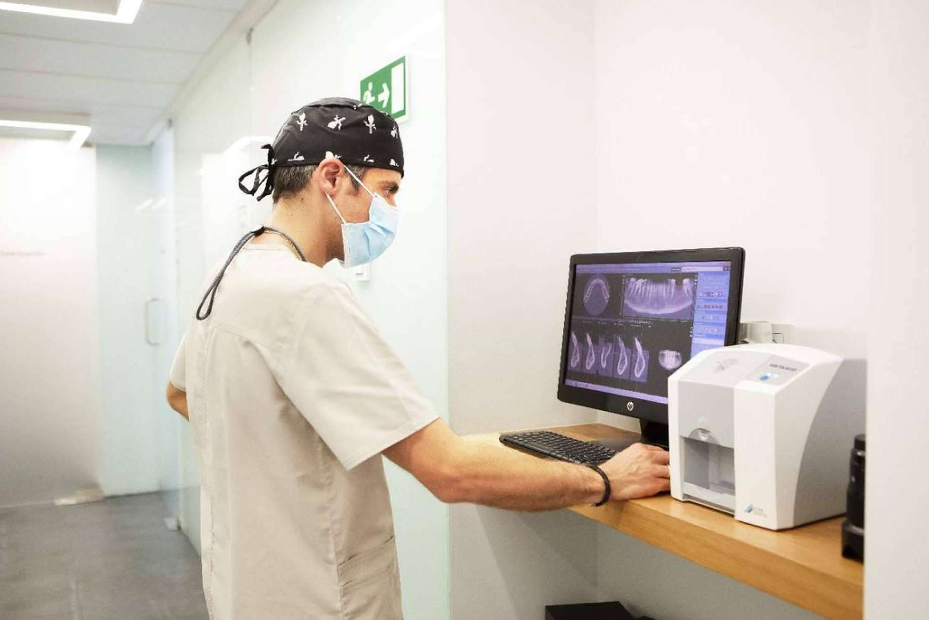 Tratamiento de la periodontitis para combatir la enfermedad silenciosa