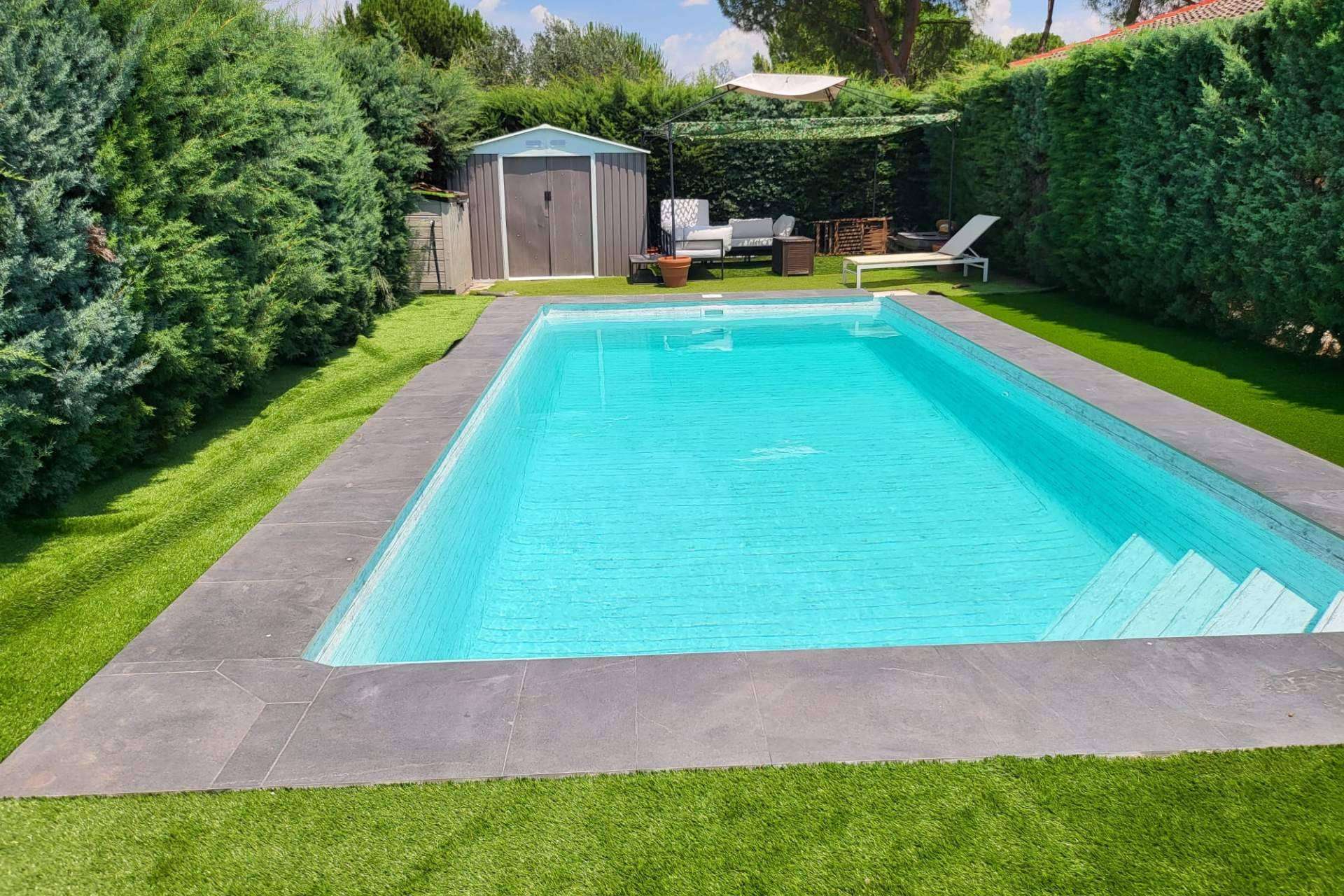La compañía Esencial Pool realiza rehabilitaciones integrales de piscinas