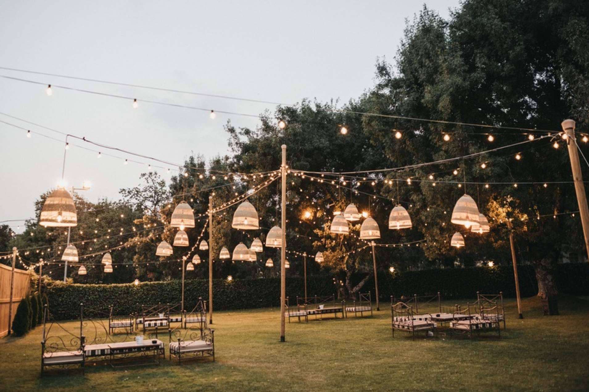 ¿Por qué es importante la iluminación el día de una boda?, por la finca para bodas Madrid Prados Moros