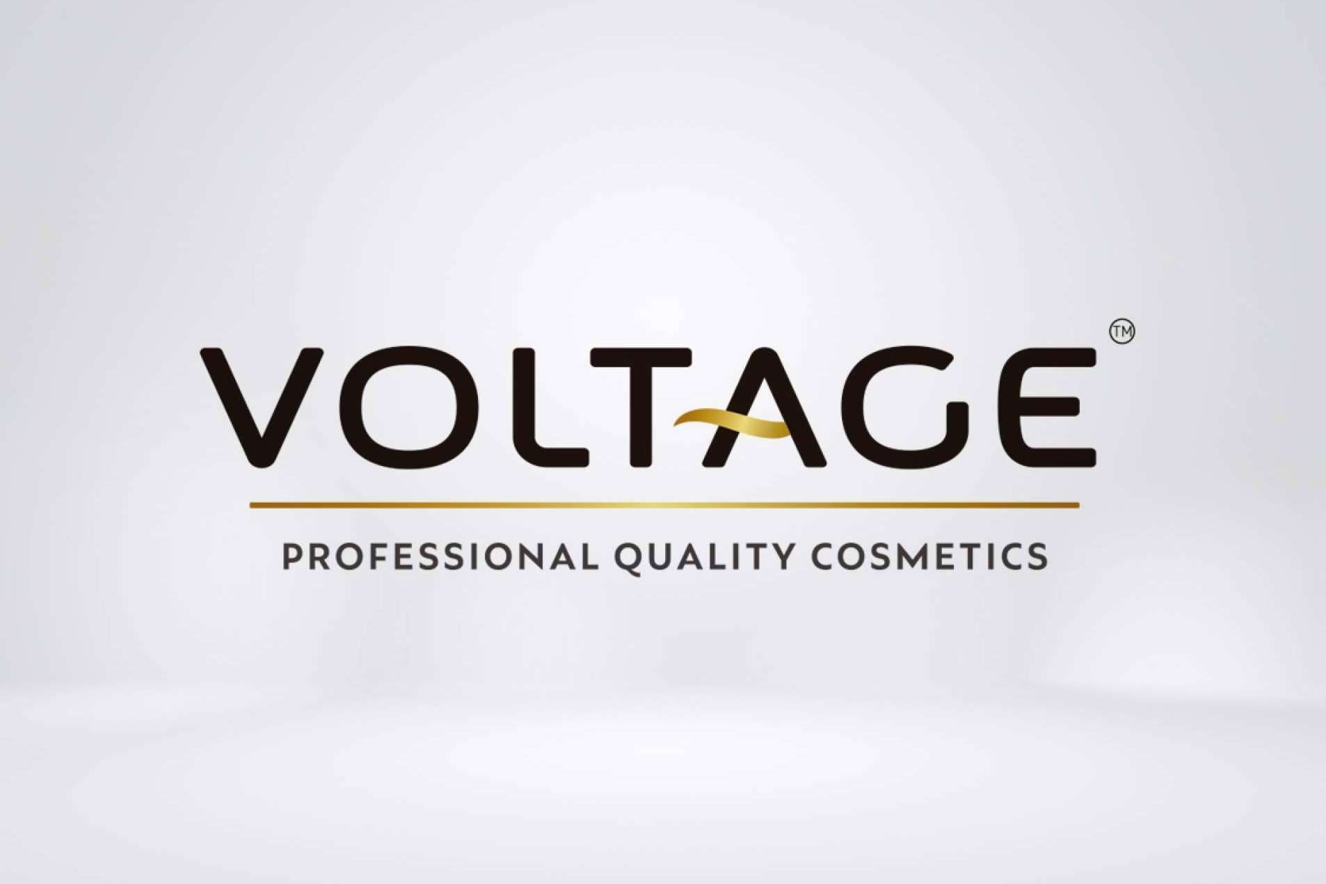 VOLTAGE Cosmetics presenta su nuevo logotipo alineado a la visión de los estilistas y profesionales del cabello