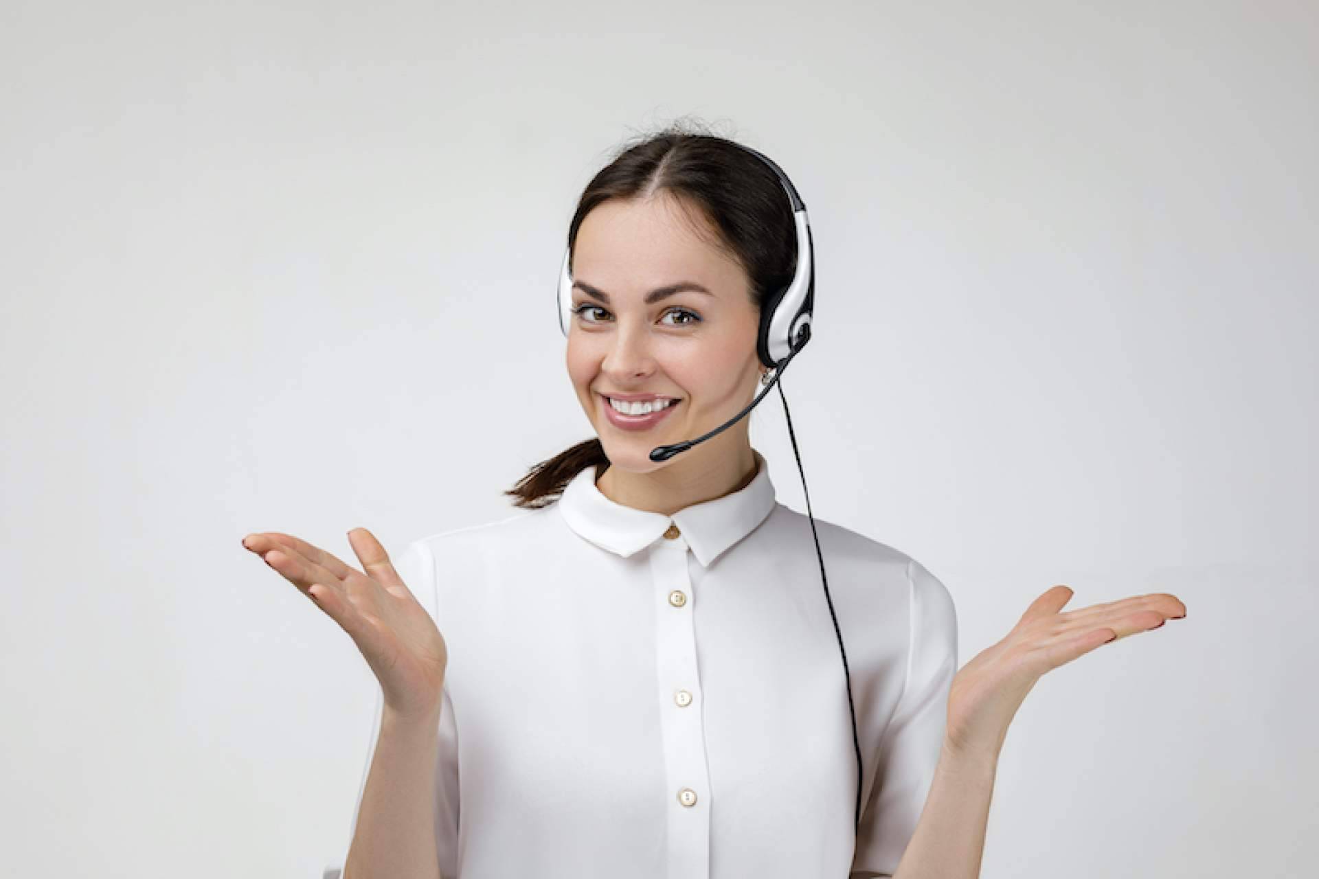 Auriculares profesionales, el secreto de los call centers exitosos según Tecnitrán