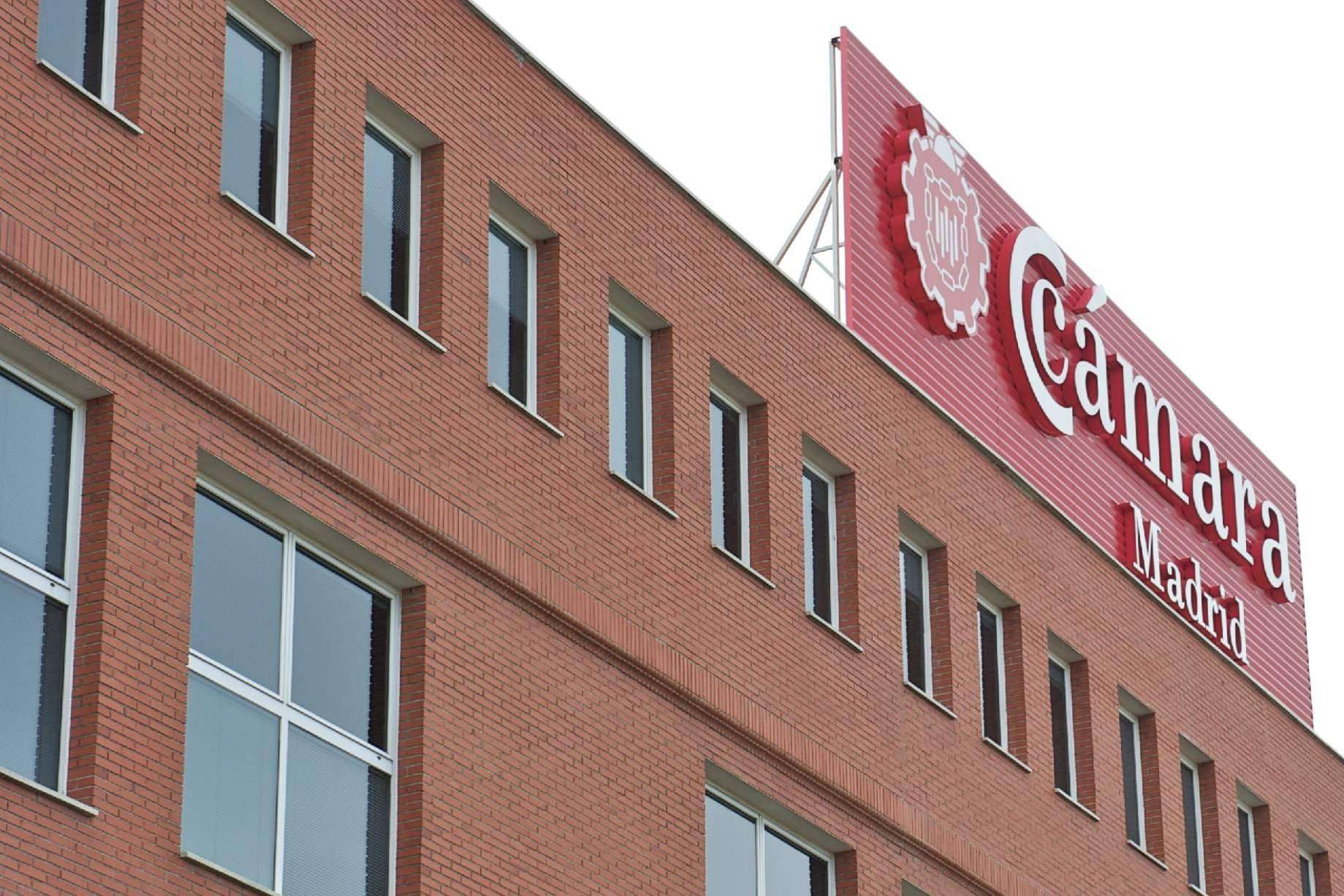 Formación empresarial de élite, Los masters profesionales de la Escuela de Negocios de la Cámara Madrid