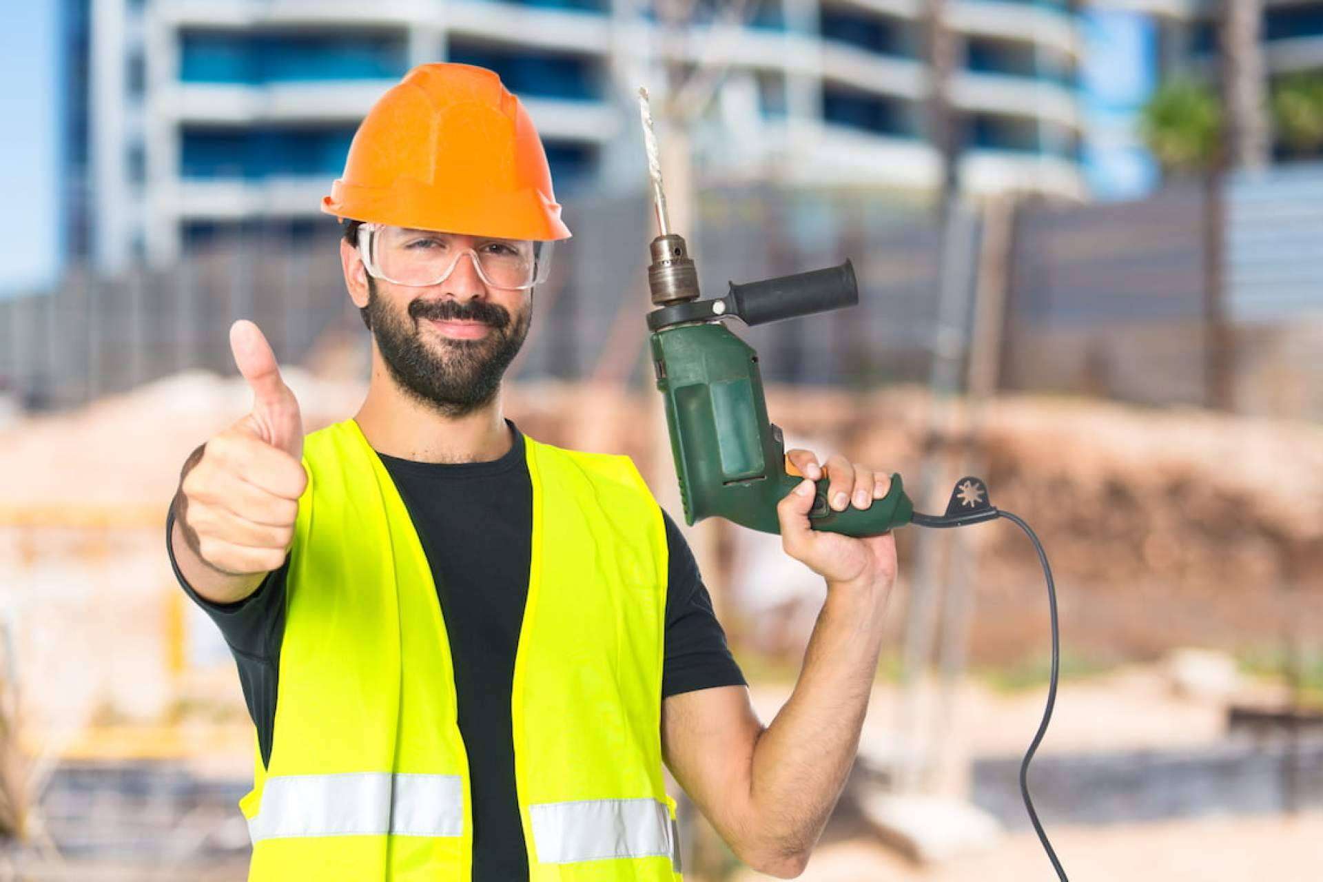 Alquiler y venta de material de construcción en Granada, con Sogessur
