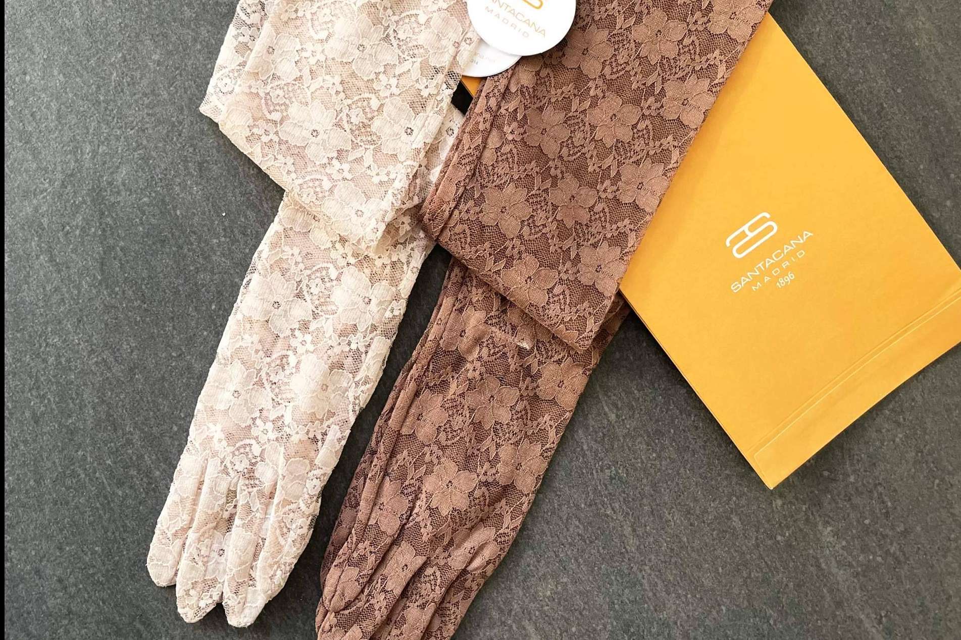 Santacana presenta los guantes artesanales de verano en Madrid