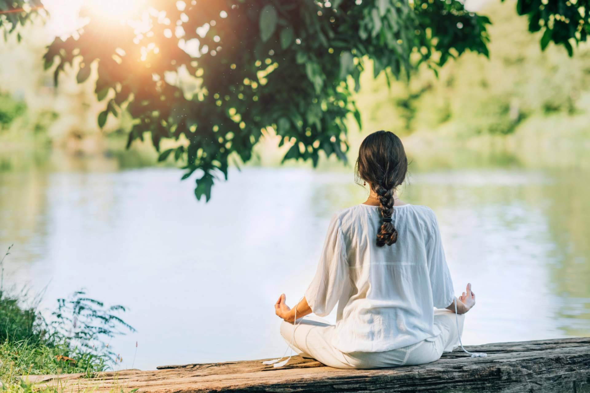 DeROSE Meditation Barcelona lanza su nuevo curso de Mindfulness y Meditación para Principiantes