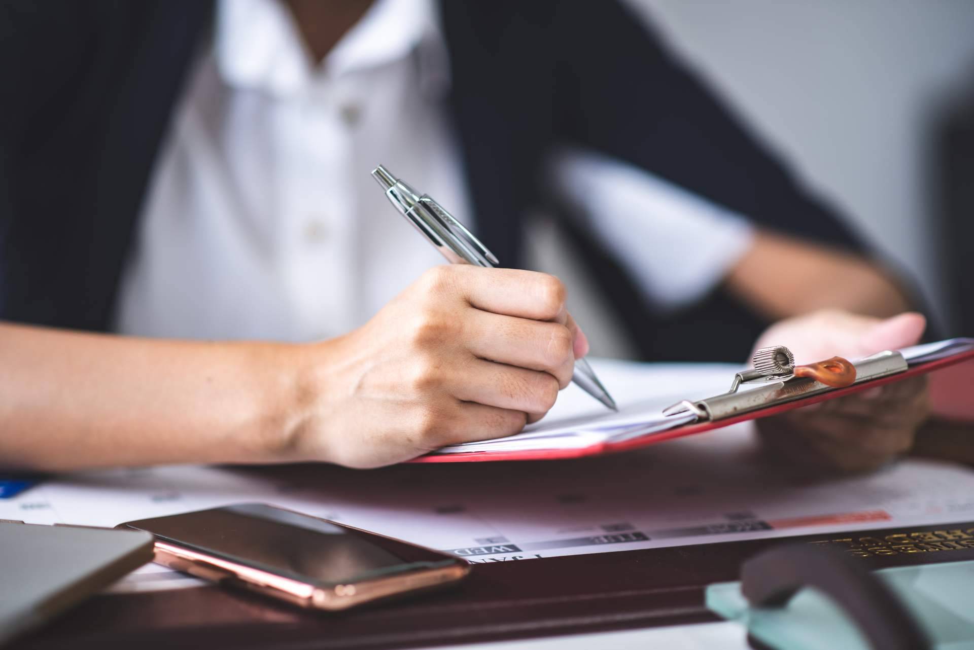 Asesoramiento en materia de competencia desleal, con los profesionales de Igualada Belchí