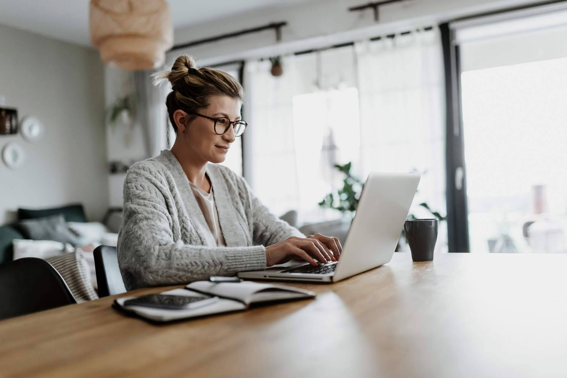 ¿Por qué es importante tener cobertura móvil y wifi en casa para teletrabajo?, por Lamartel Telecom