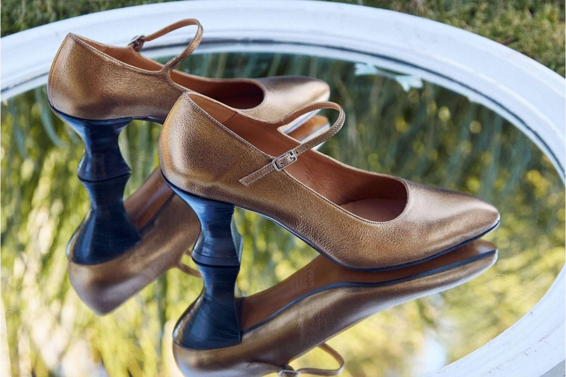 Encontrar zapatos tacón de mujer en tendencia, en Audley Shoes
