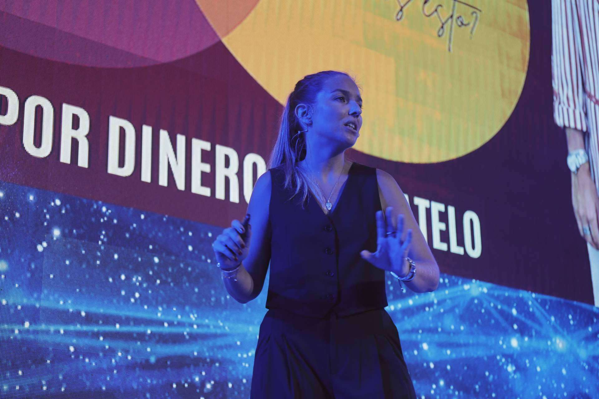 La inteligencia artificial como estrategia de ventas se aprende de la mano de Neurosenser