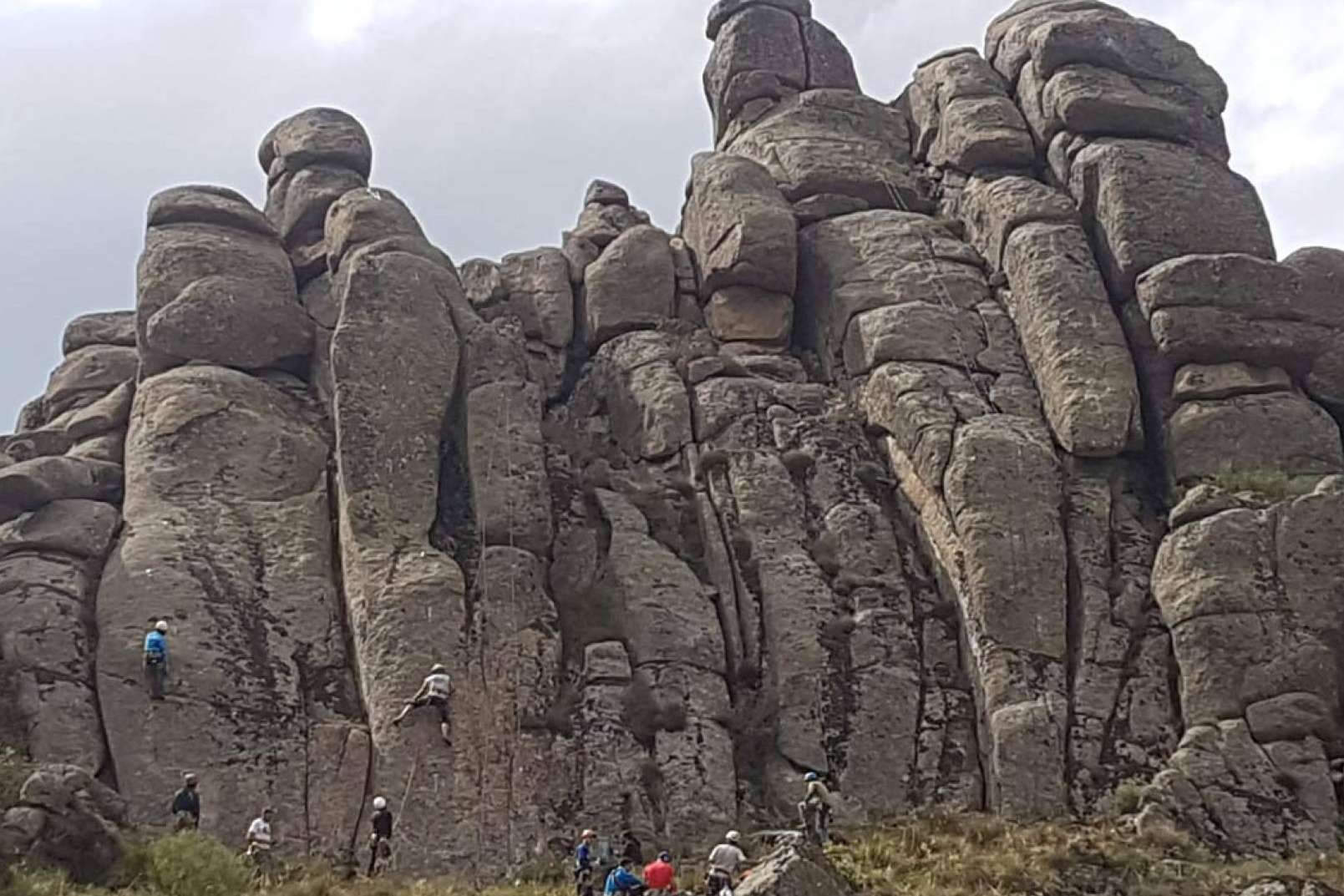 ¿Dónde encontrar actividades de turismo de aventura?