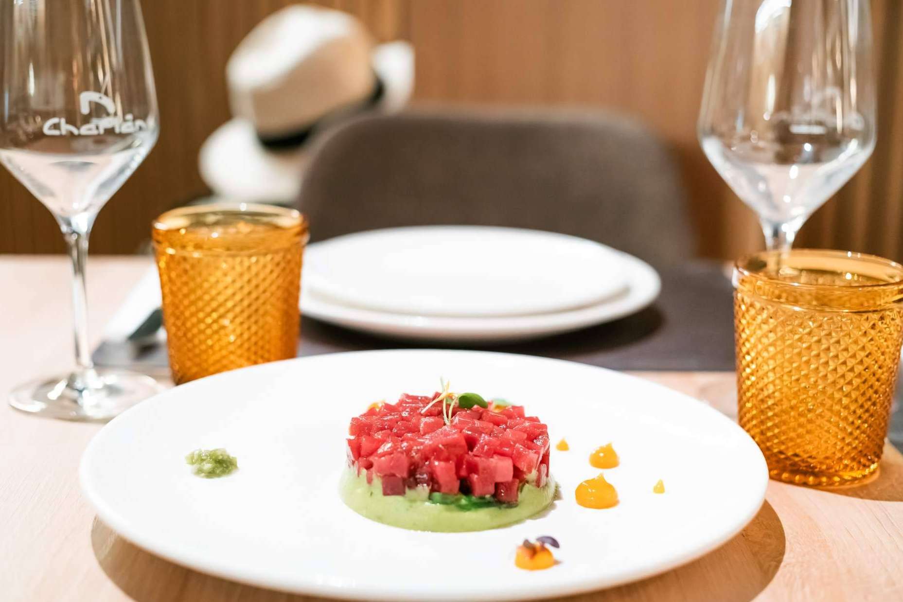 Impuls GUIDE destaca El Chaflán O'Donnell, un establecimiento gastronómico alicantino