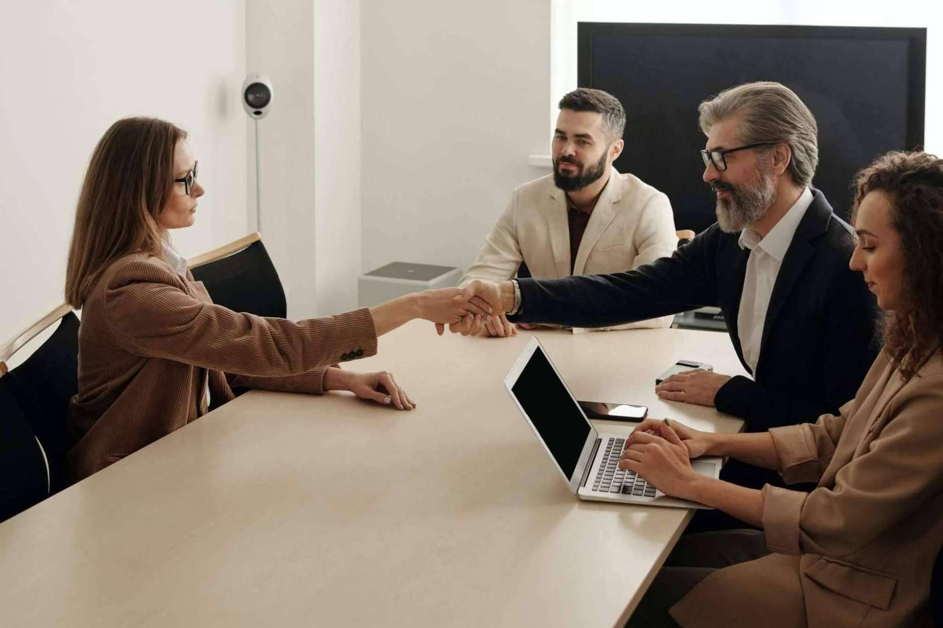 ¿Cómo convertir conexiones en efectivo? Programa de referidos ExpoCredit